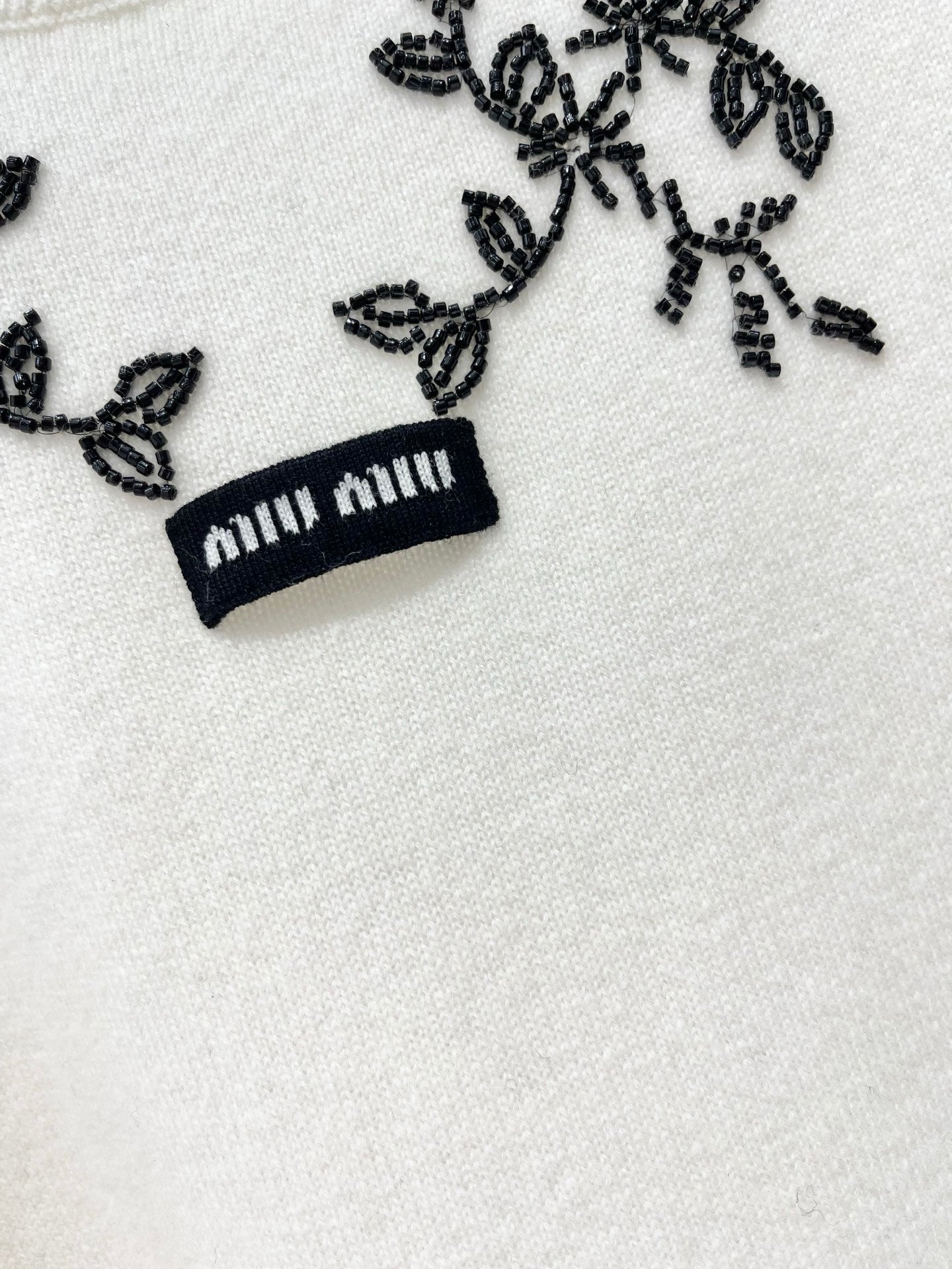 26SS NEW Lady style beaded embroidery knitted T-shirt