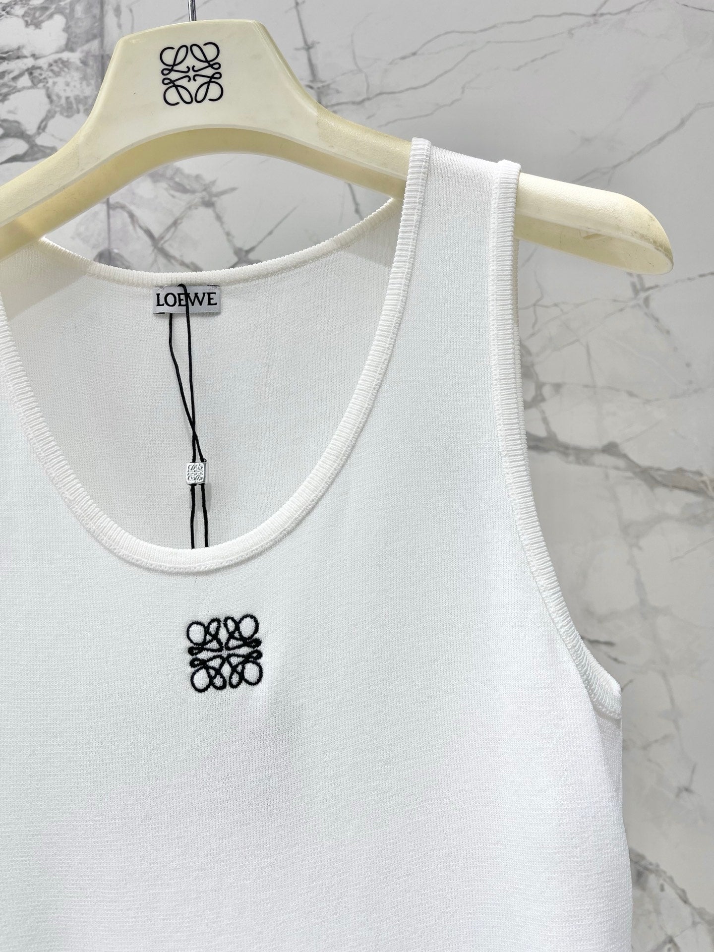26SS NEW Embroidered knitted sleeveless vest