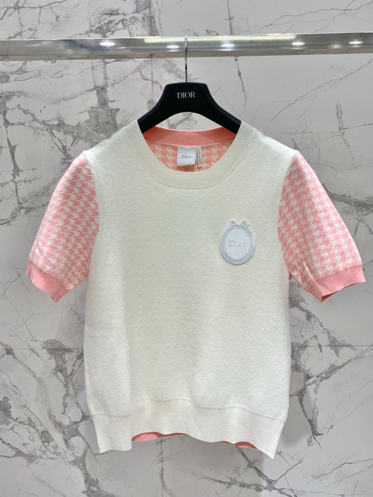 26SS NEUES Klassisches Hahnentritt-Jacquard-Colorblocking-Maschenkurzarm mit Schleife und Schriftzug