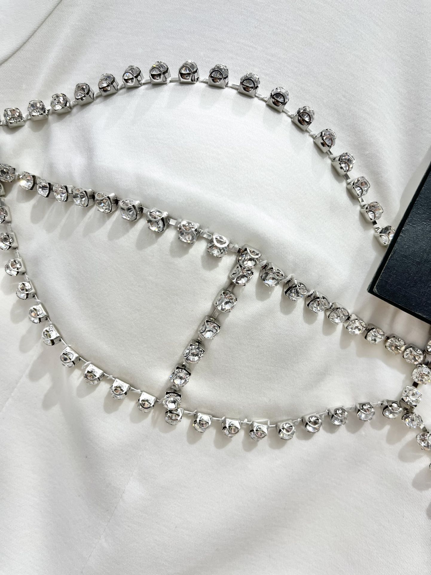 26SS NEUES Kristall-Diamant Kurzarm-T-Shirt