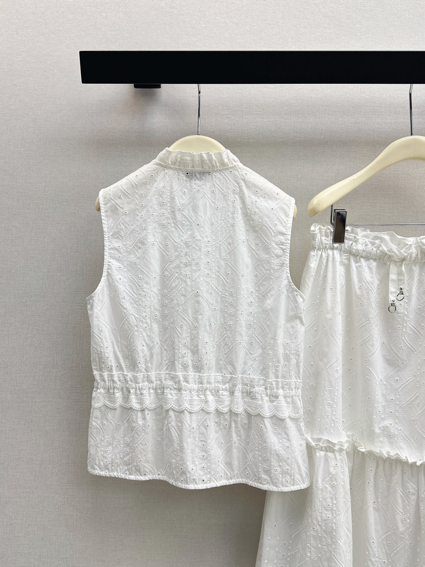 26SS NEW Gentle French style heavy industry hollow embroidery suit