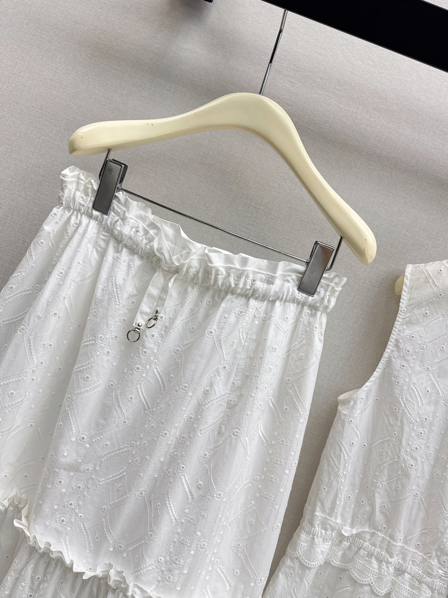 26SS NEW Gentle French style heavy industry hollow embroidery suit