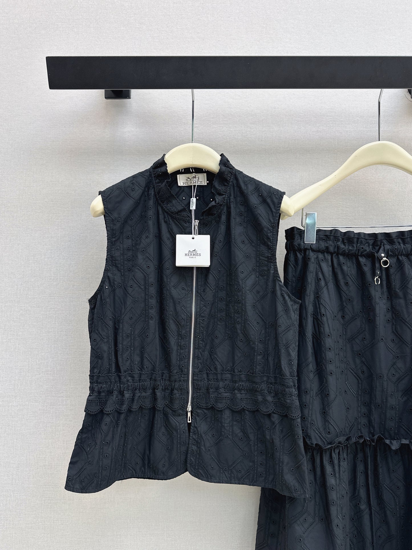 26SS NEW Gentle French style heavy industry hollow embroidery suit