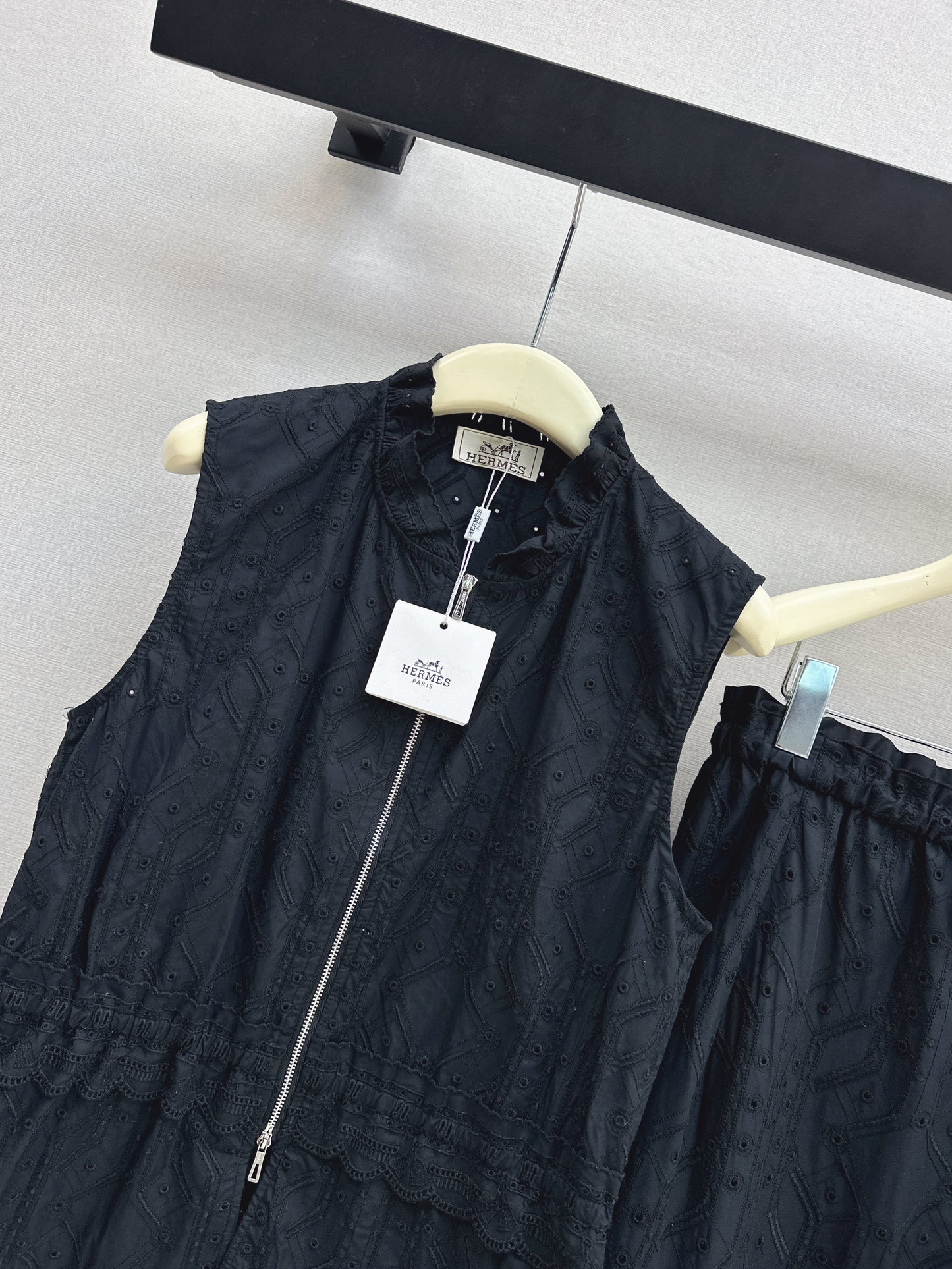 26SS NEW Gentle French style heavy industry hollow embroidery suit
