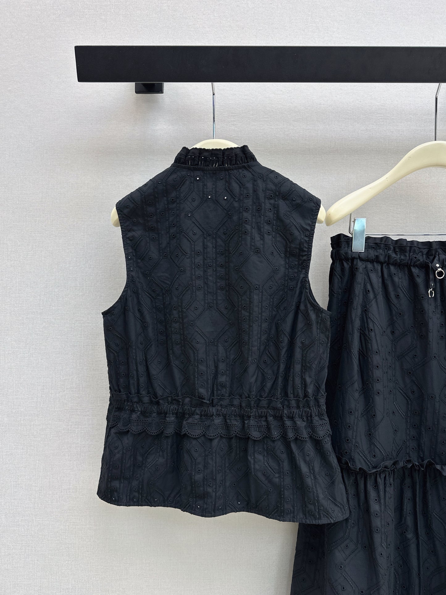 26SS NEW Gentle French style heavy industry hollow embroidery suit
