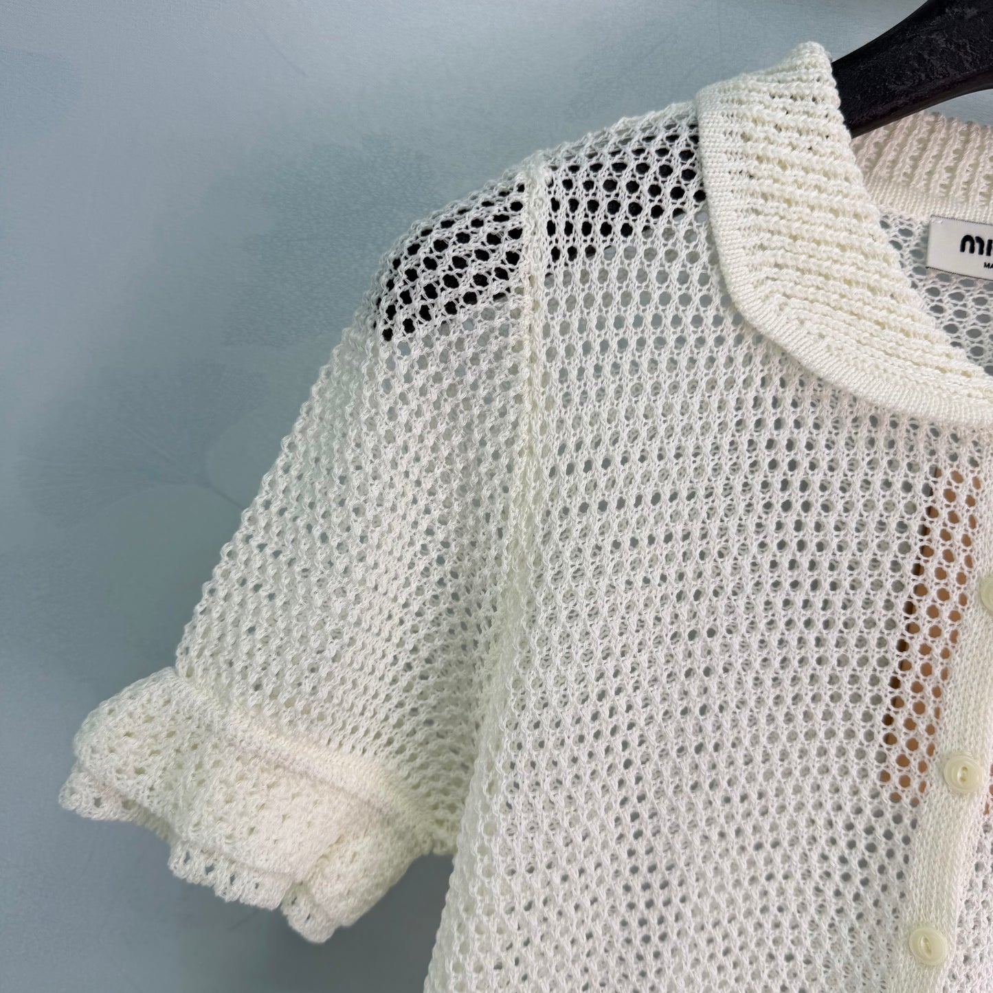 26SS NEUES weißes hohles Kurzarm-Strickoberteil