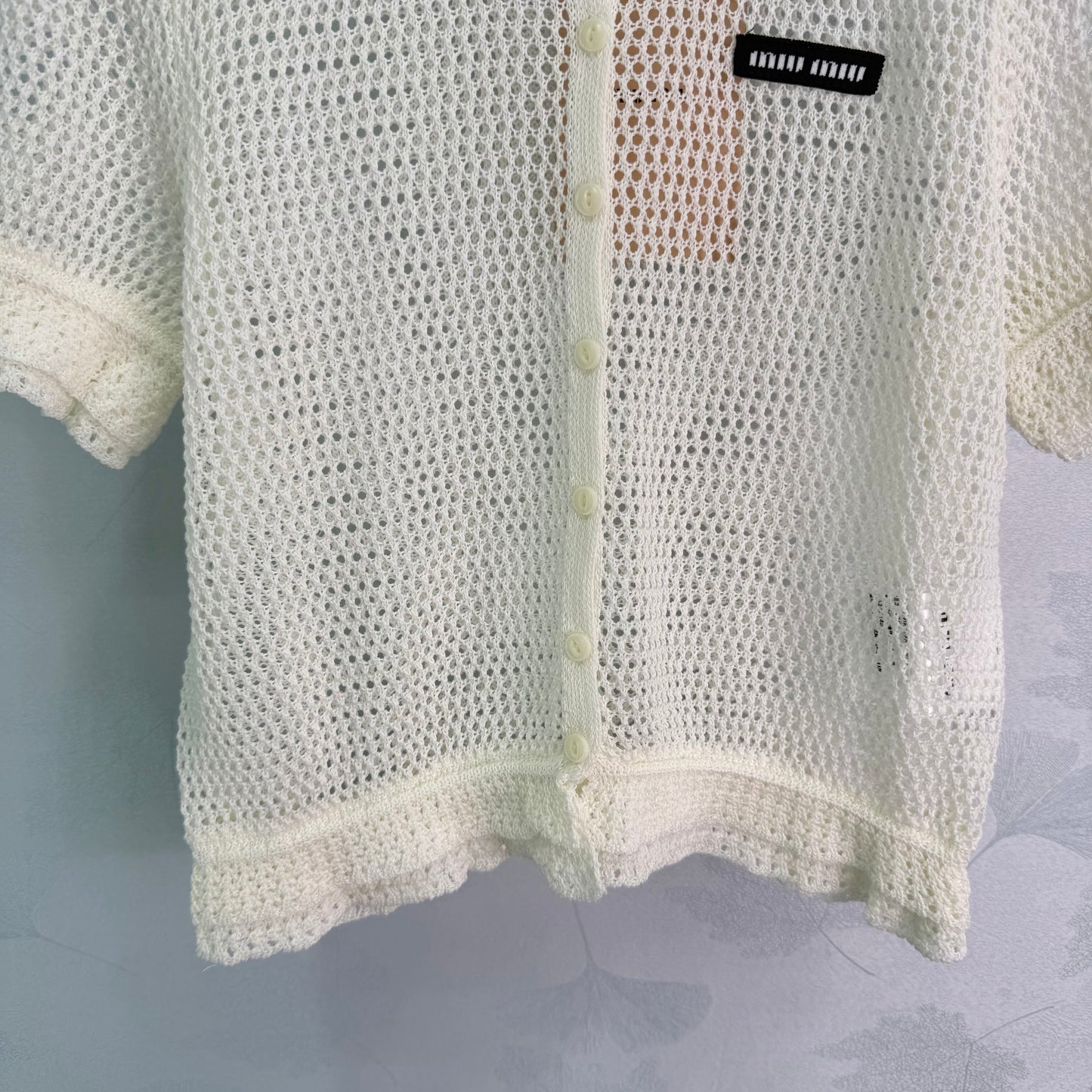 26SS NEUES weißes hohles Kurzarm-Strickoberteil