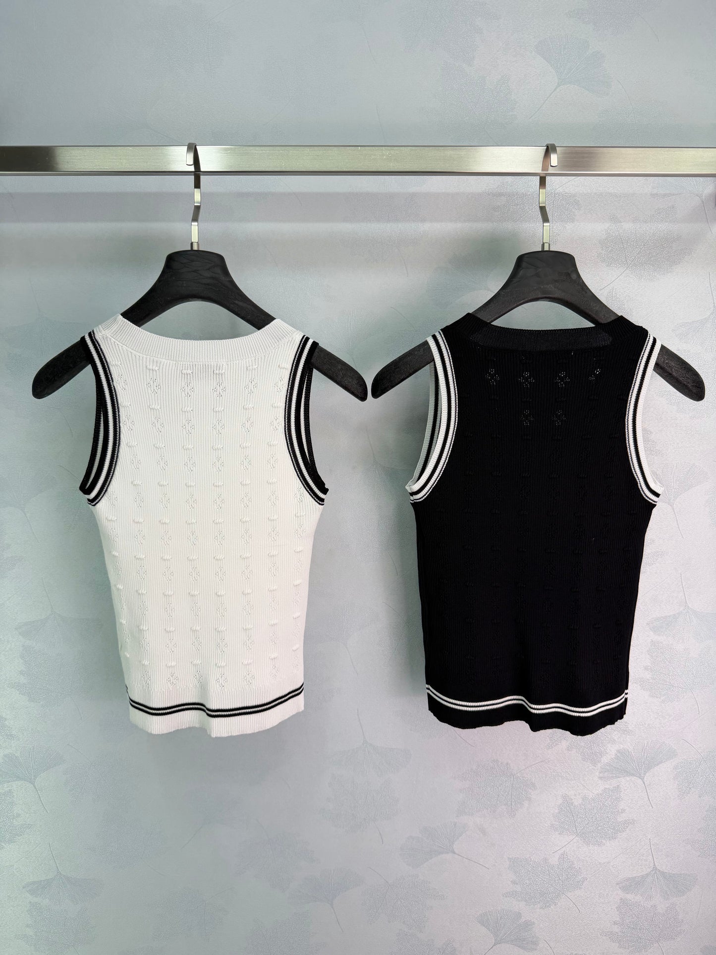 26SS NEW Hollow knitted vest