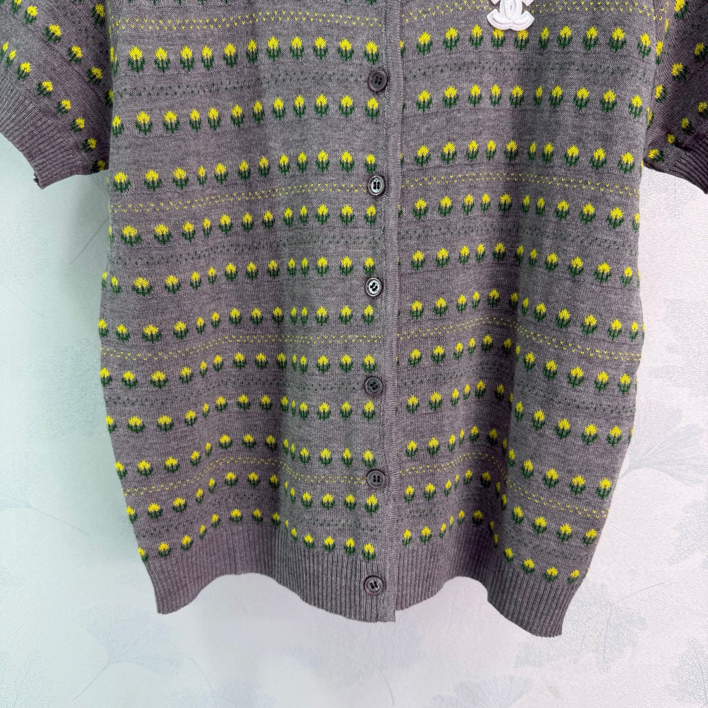 26SS NEU Kleiner Blumenstrick-Rundhals-Cardigan