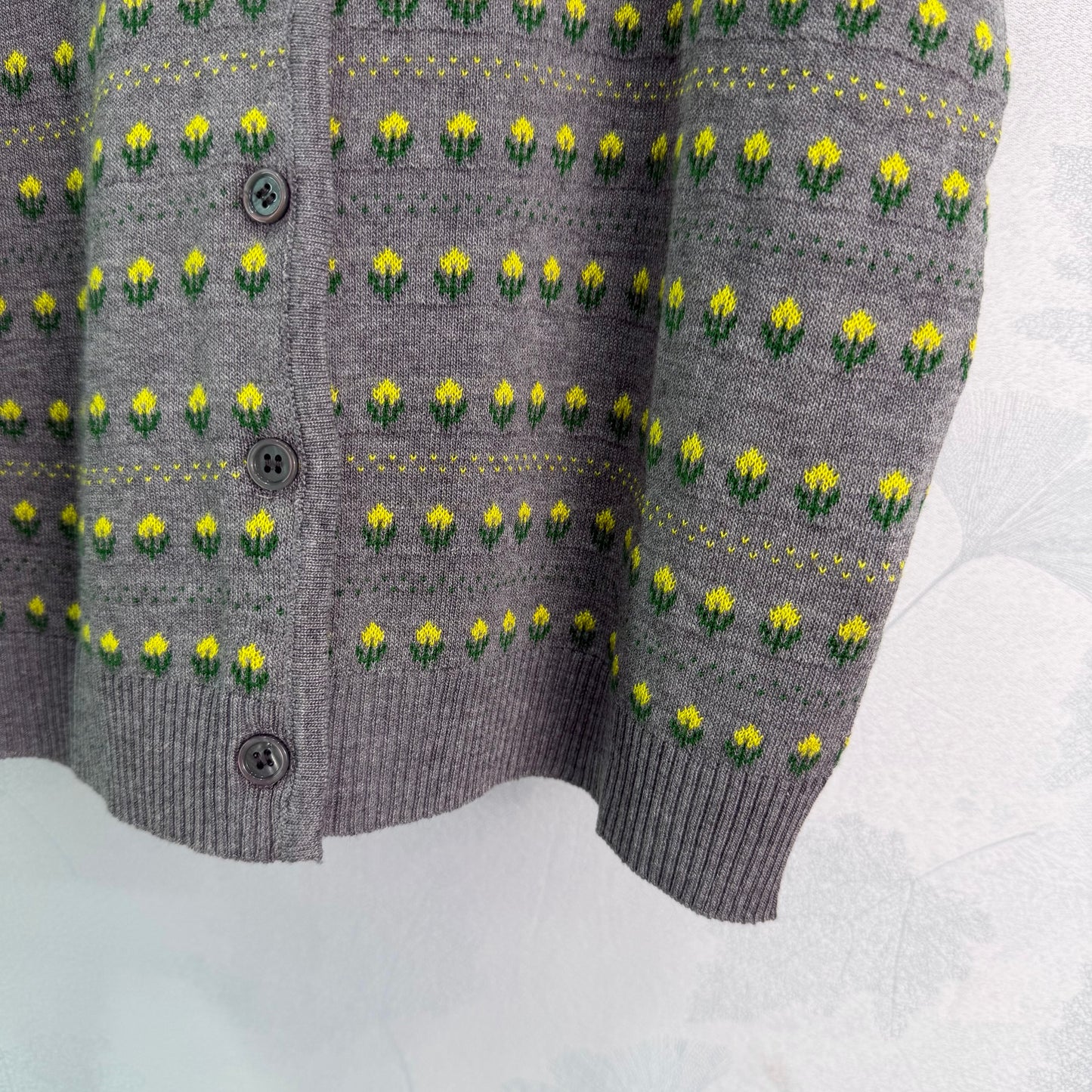 26SS NEU Kleiner Blumenstrick-Rundhals-Cardigan