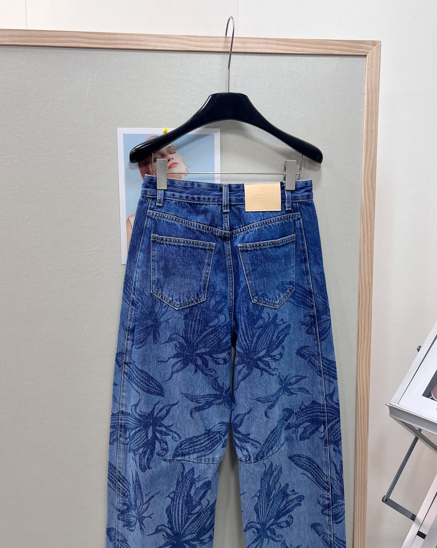 26SS NEU Sommer limitierte Auflage Mais-Print Krummsäbel-Jeans