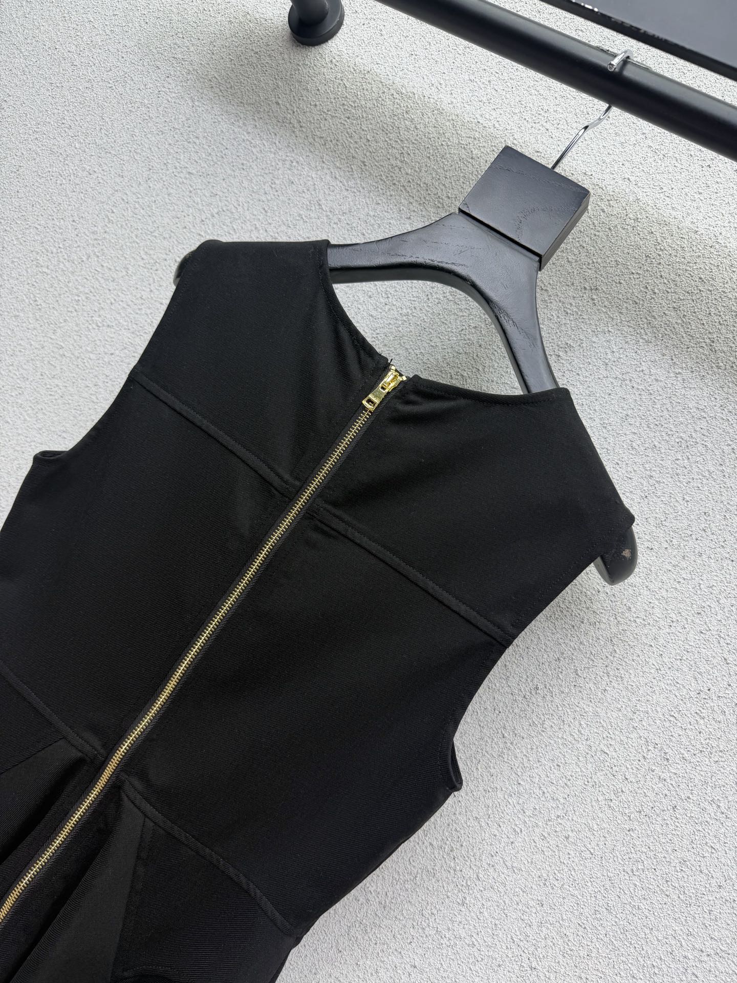 26SS NEW classic sleeveless dress