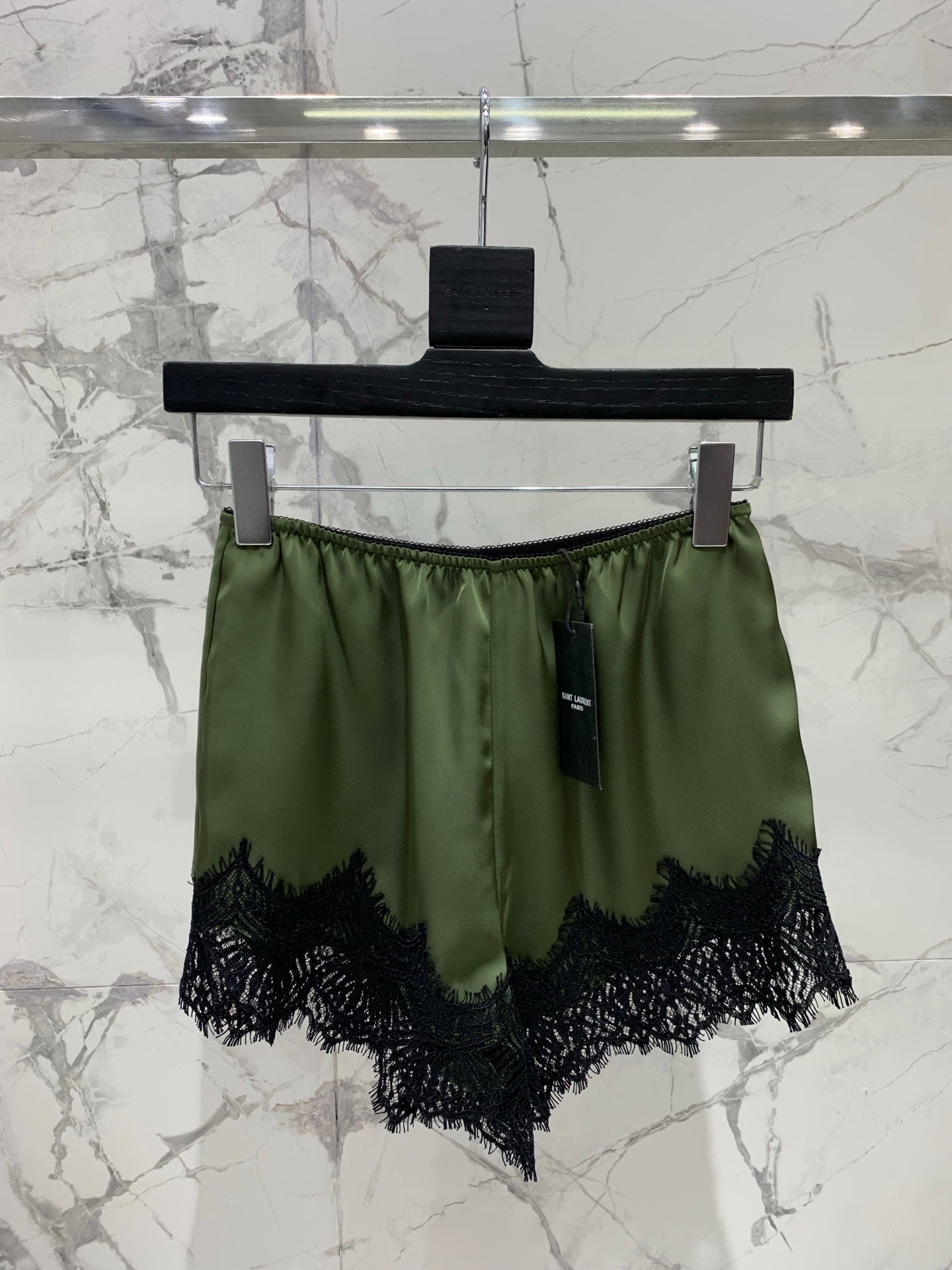 🔥Highest Quality🔥26SS NEW romantic and sexy lace acetate shorts