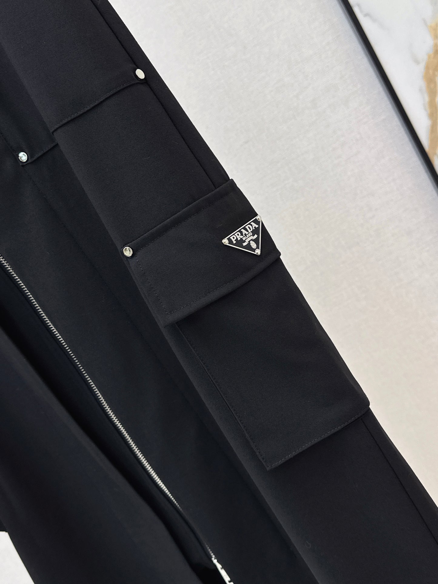 26SS NEW triangle zipper skirt