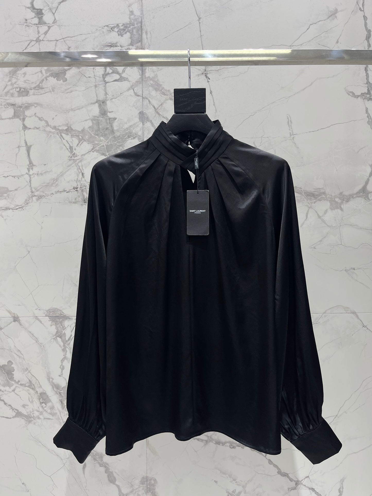 🔥Highest Quality🔥26SS NEW Hollow neckline patchwork balloon sleeve shirt