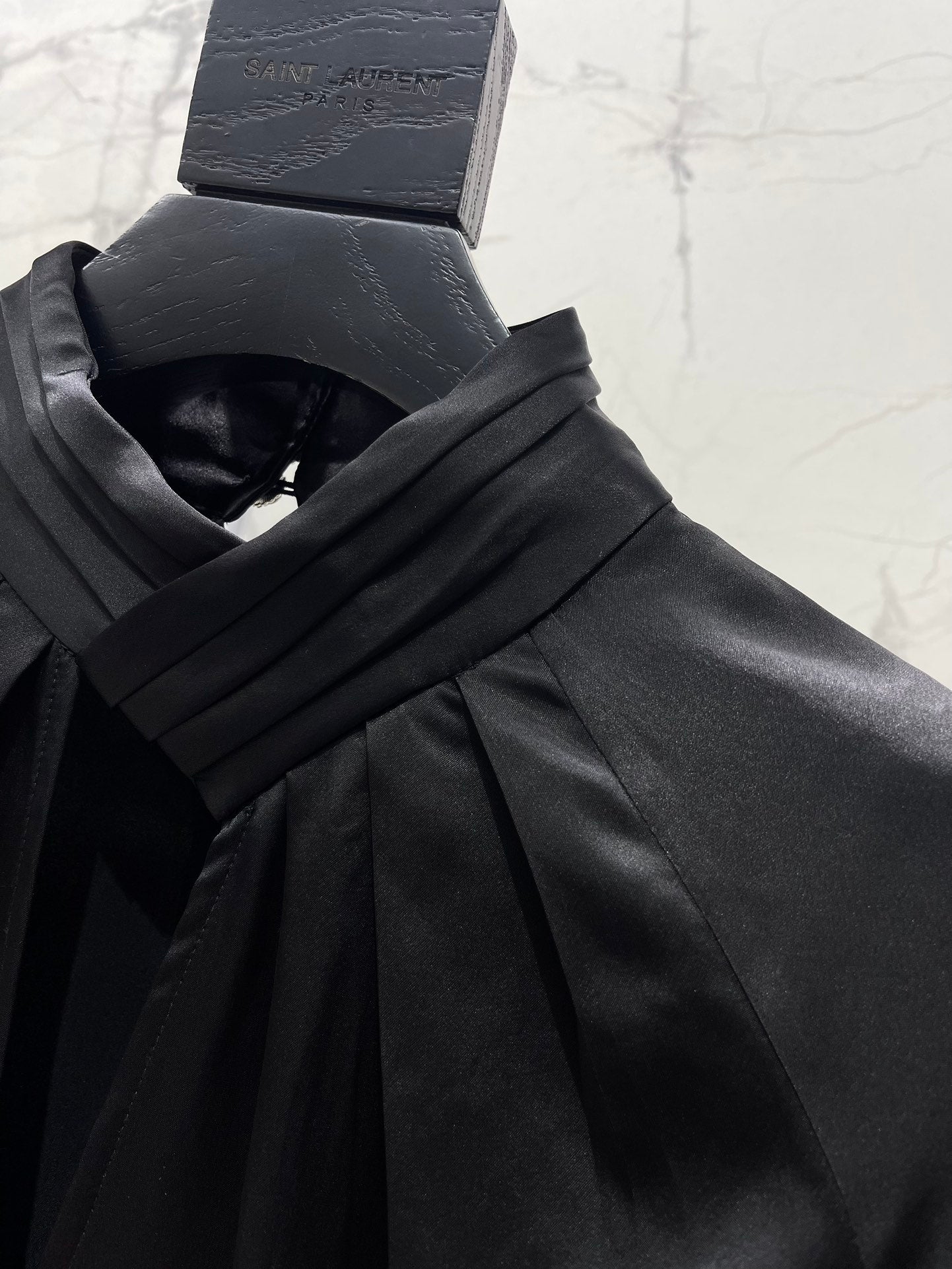 🔥Highest Quality🔥26SS NEW Hollow neckline patchwork balloon sleeve shirt