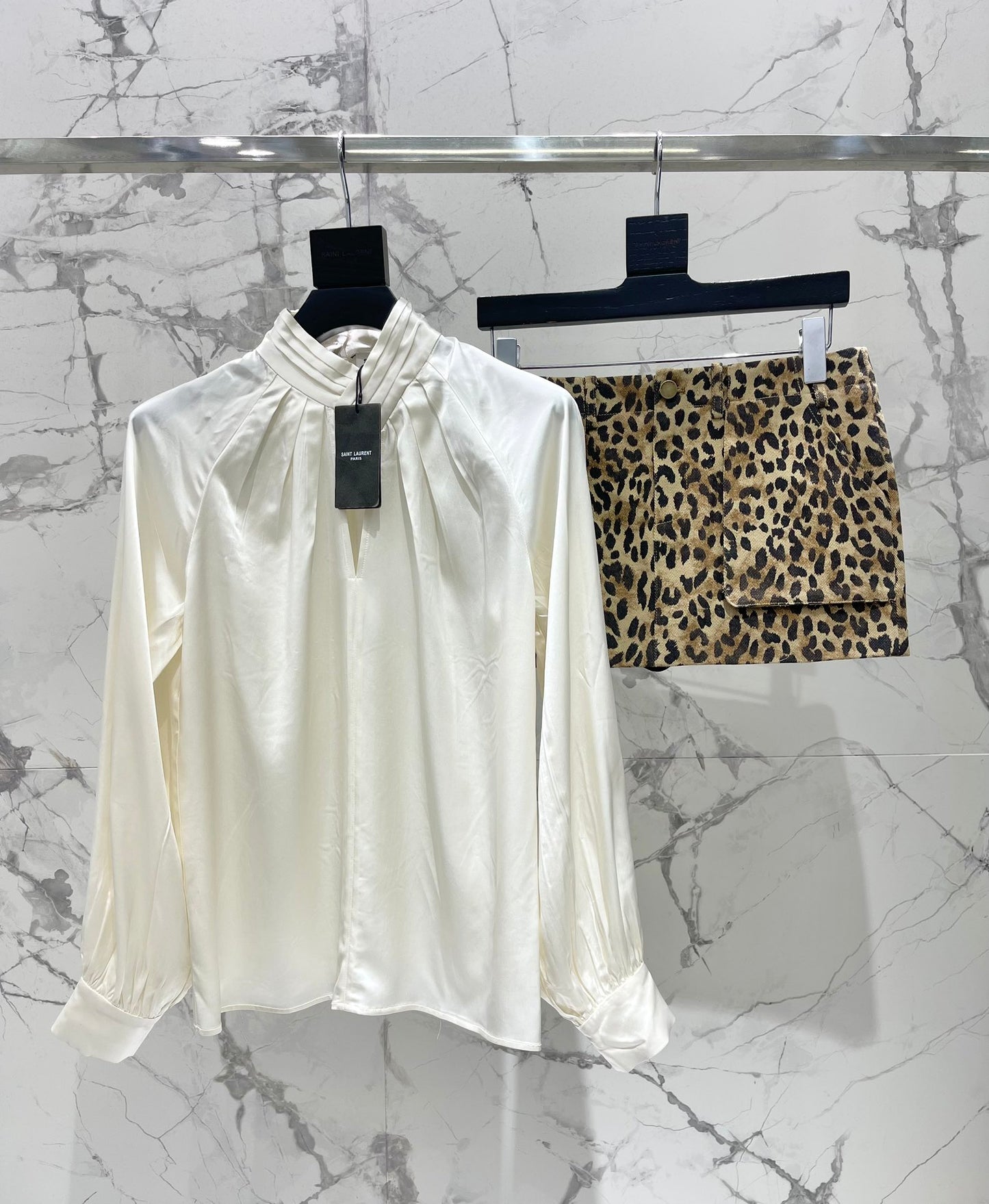 🔥Highest Quality🔥26SS NEW Hollow neckline patchwork balloon sleeve shirt