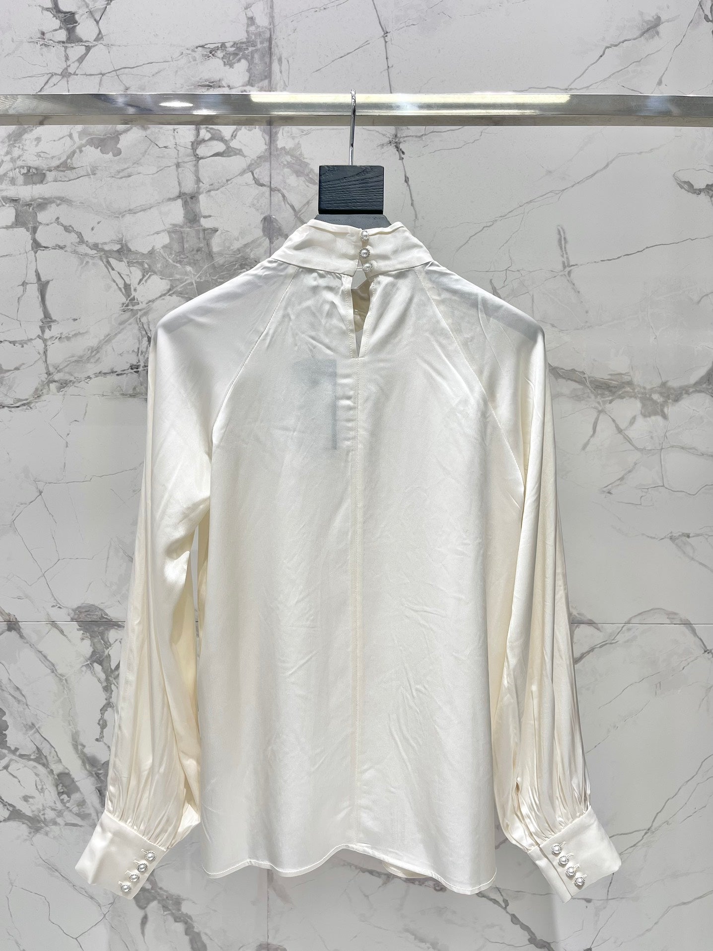 🔥Highest Quality🔥26SS NEW Hollow neckline patchwork balloon sleeve shirt