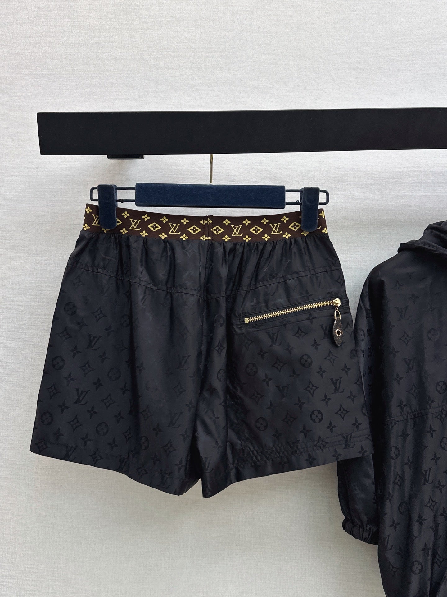 26SS NEW Casual Nylon Set 🖤 Lightweight and Smooth Fabric