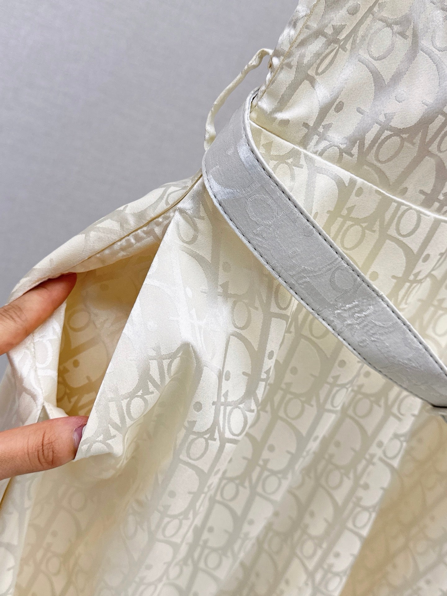 26SS NEW logo jacquard stand up collar long dress