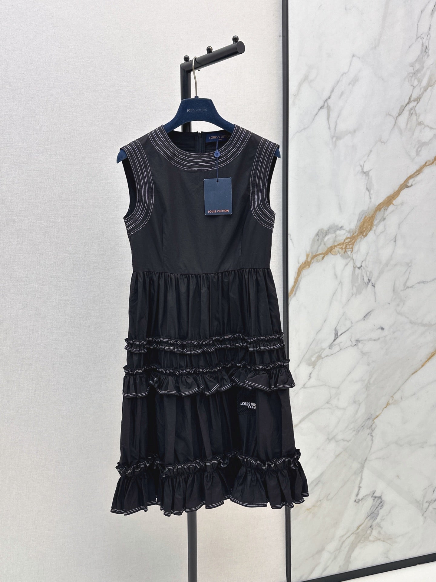 26SS NEW Sleeveless Long Dress with Ruffled Hem