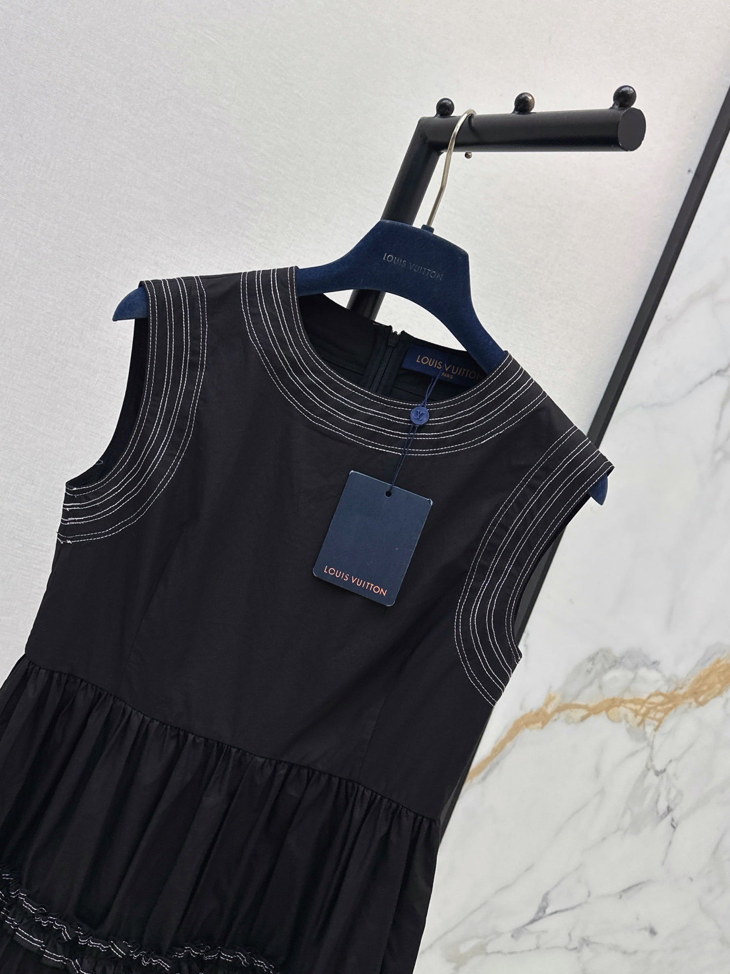 26SS NEW Sleeveless Long Dress with Ruffled Hem