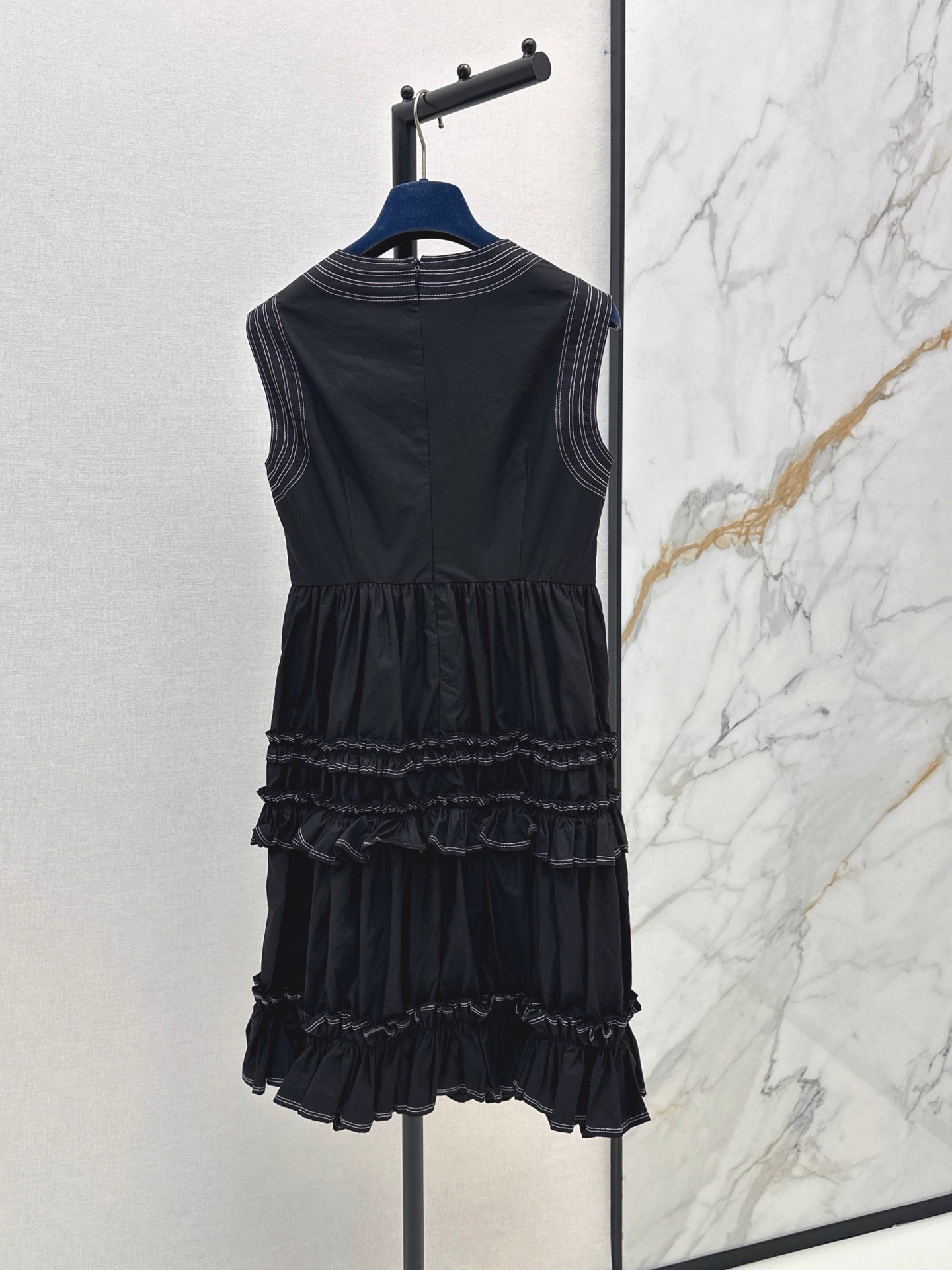26SS NEW Sleeveless Long Dress with Ruffled Hem