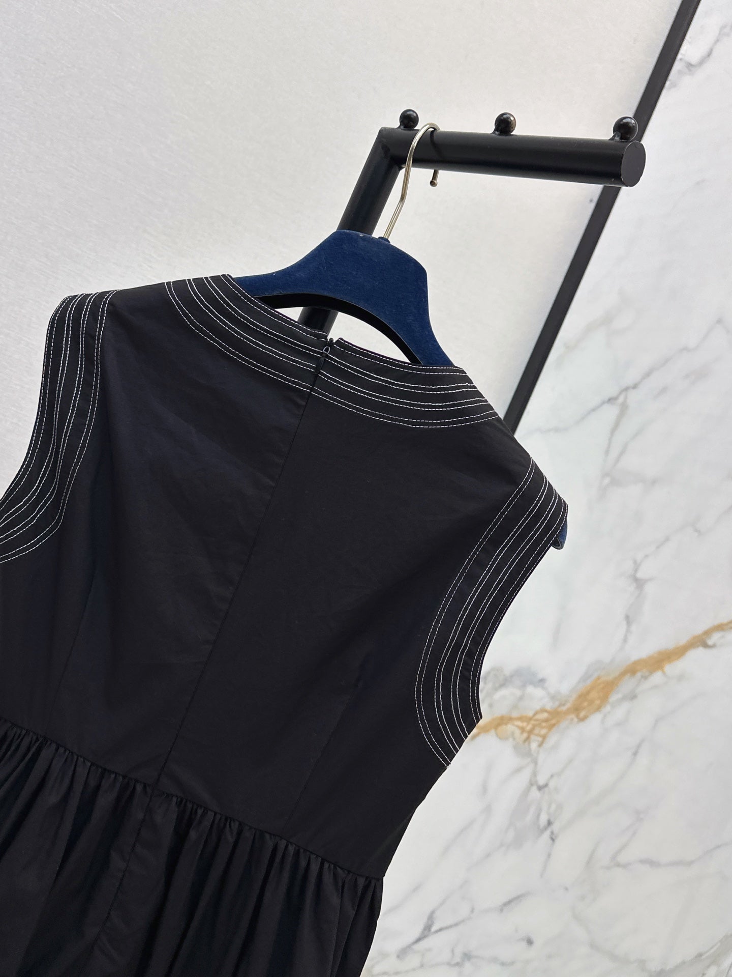 26SS NEW Sleeveless Long Dress with Ruffled Hem