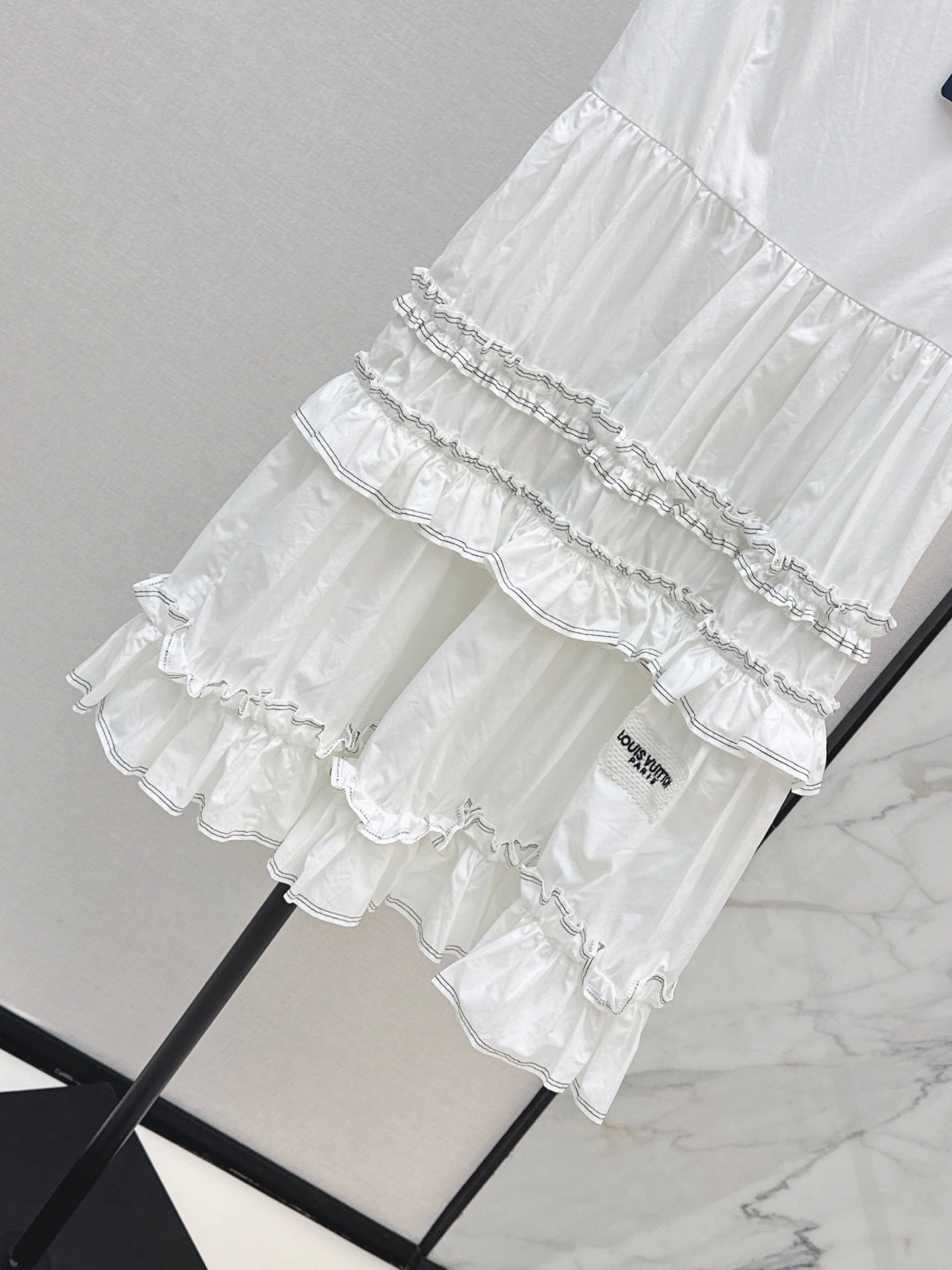 26SS NEW Sleeveless Long Dress with Ruffled Hem