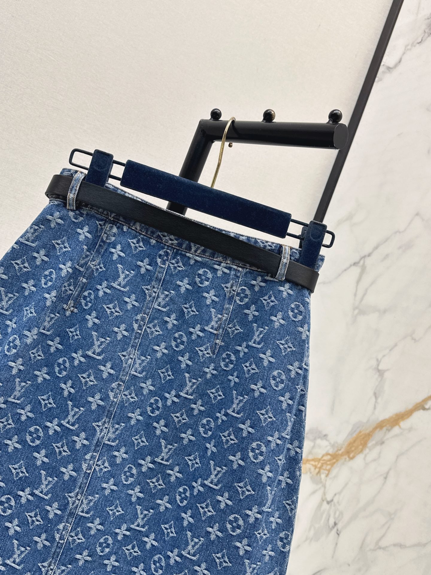 26SS NEW monogram denim midi skirt 🩵 Super stylish