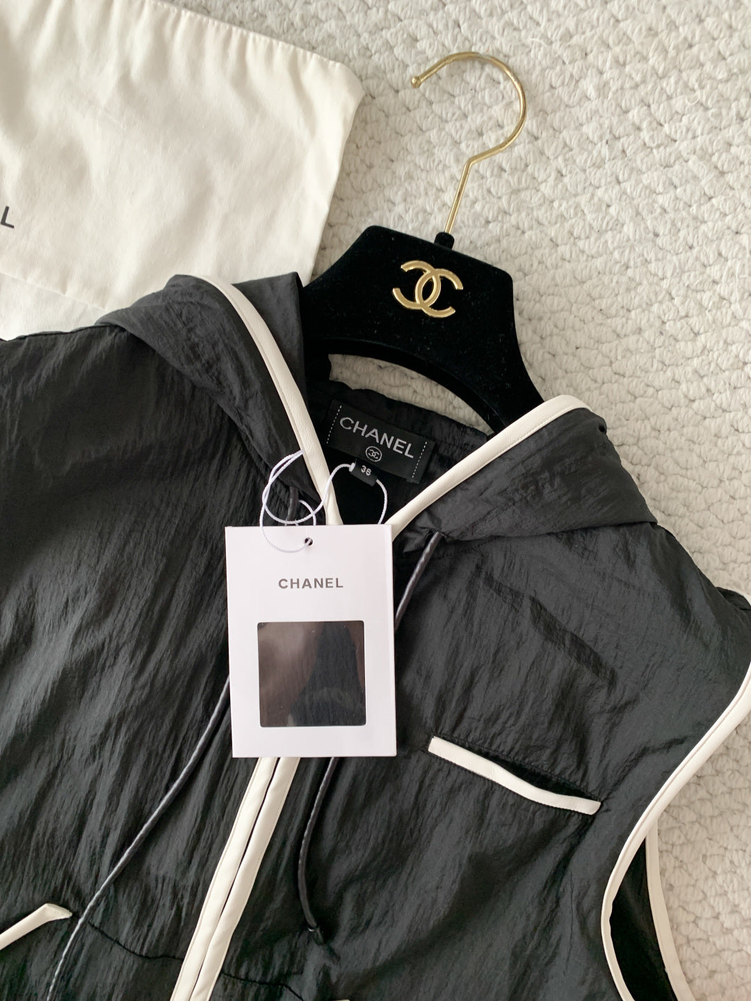 🔥Highest Quality🔥26SS NEW Beach Collection New Black and White Color Block Hooded Drawstring Vest