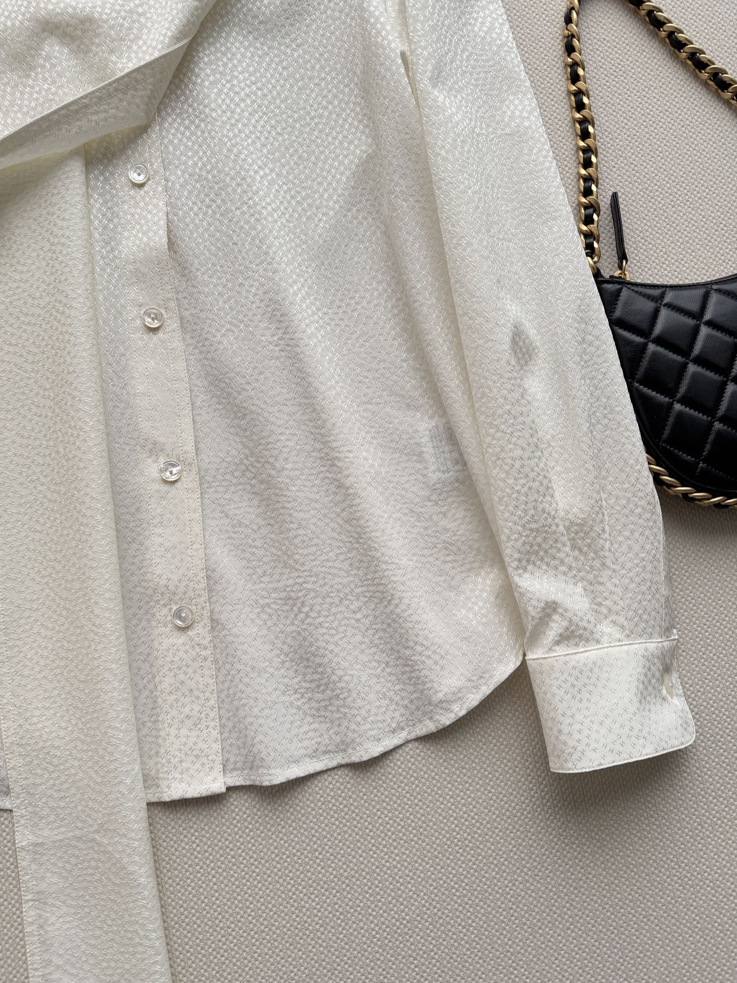 26SS NEW Ribbon Satin Shirt