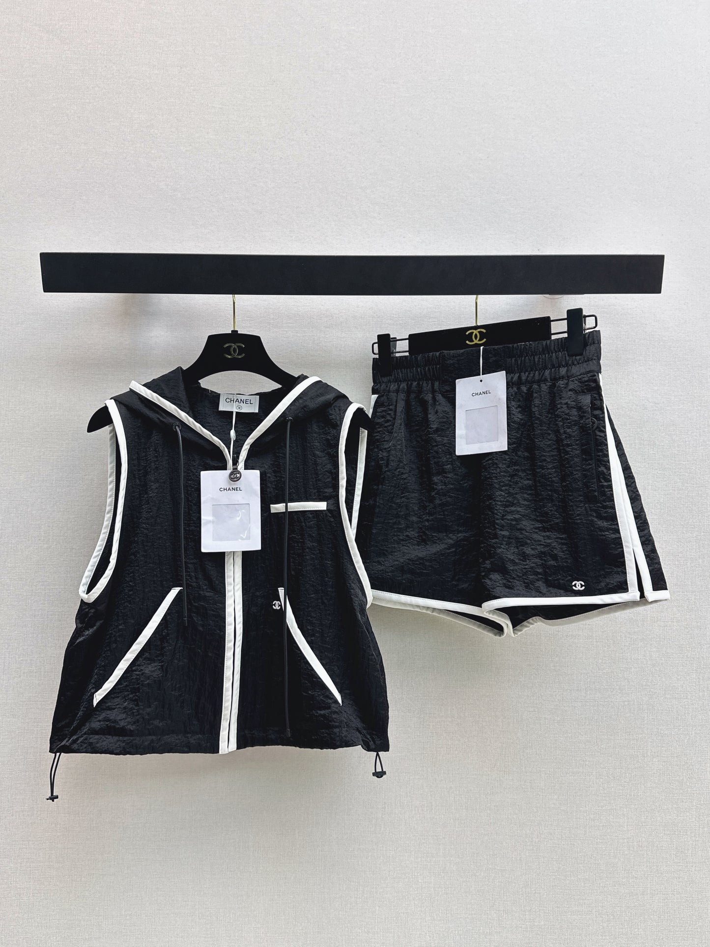26SS NEW Coco Girl Beach Series Sporty Hooded Jacket 🖤
