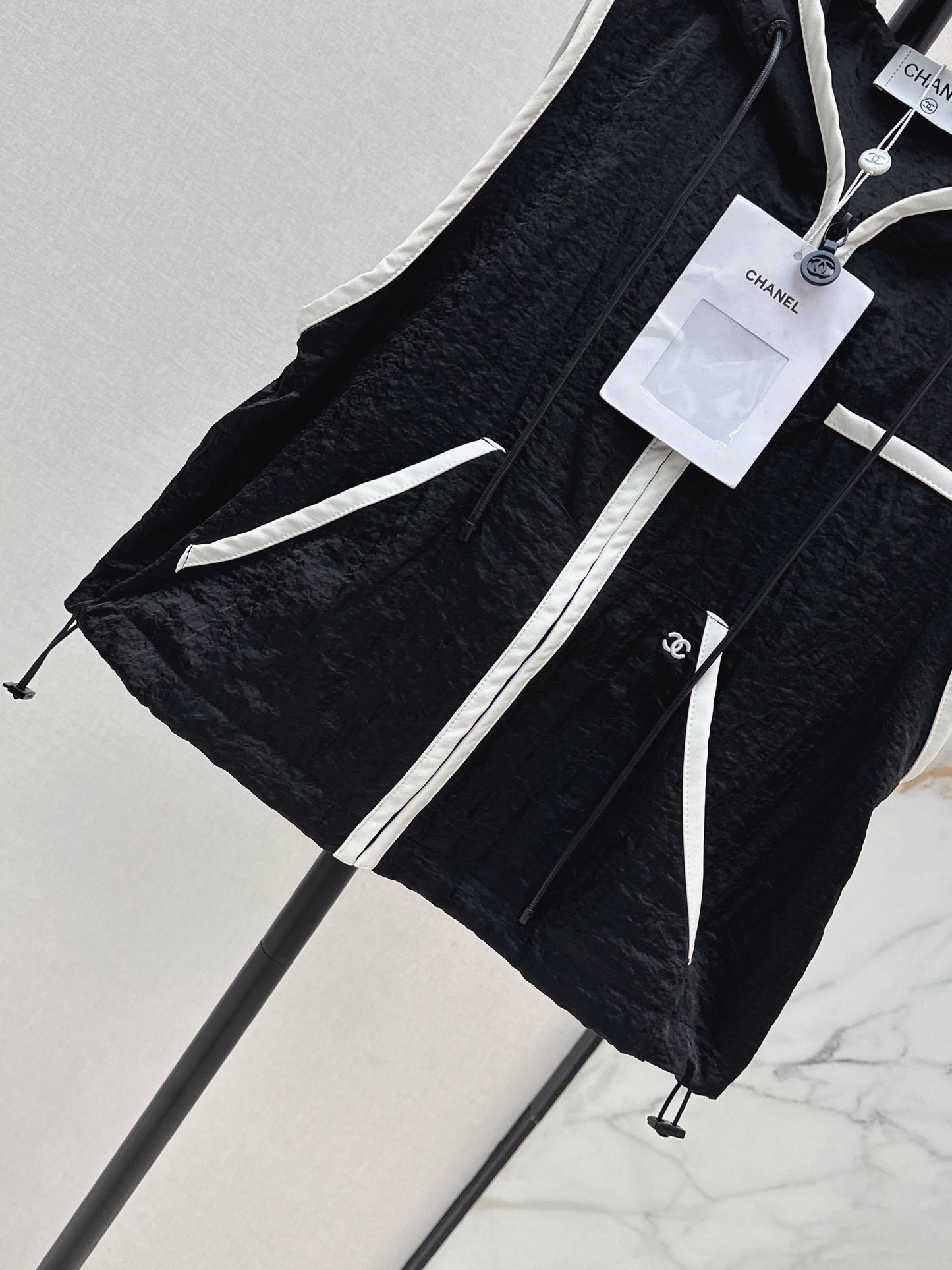 26SS NEW Coco Girl Beach Series Sporty Hooded Jacket 🖤