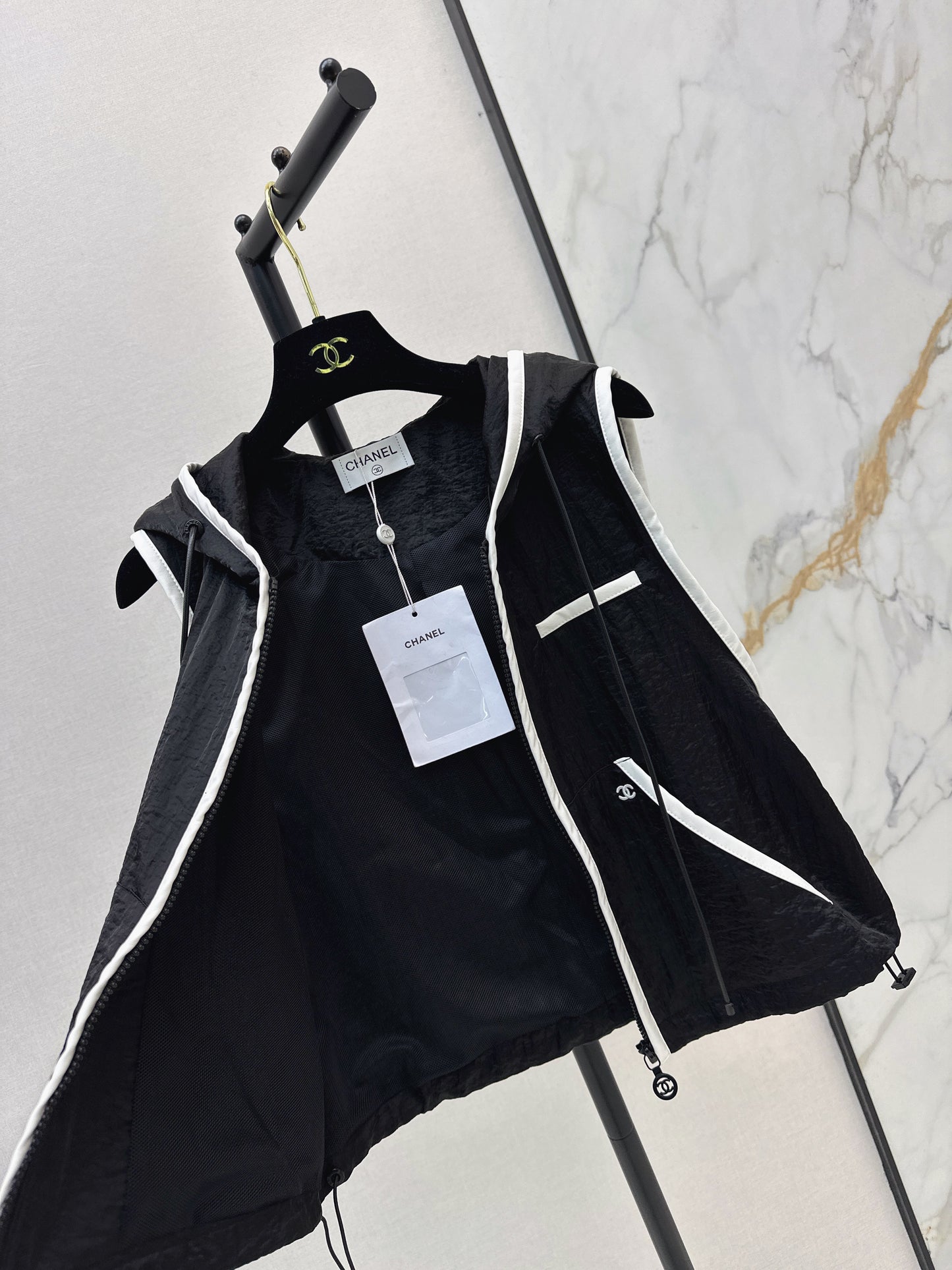 26SS NEW Coco Girl Beach Series Sporty Hooded Jacket 🖤