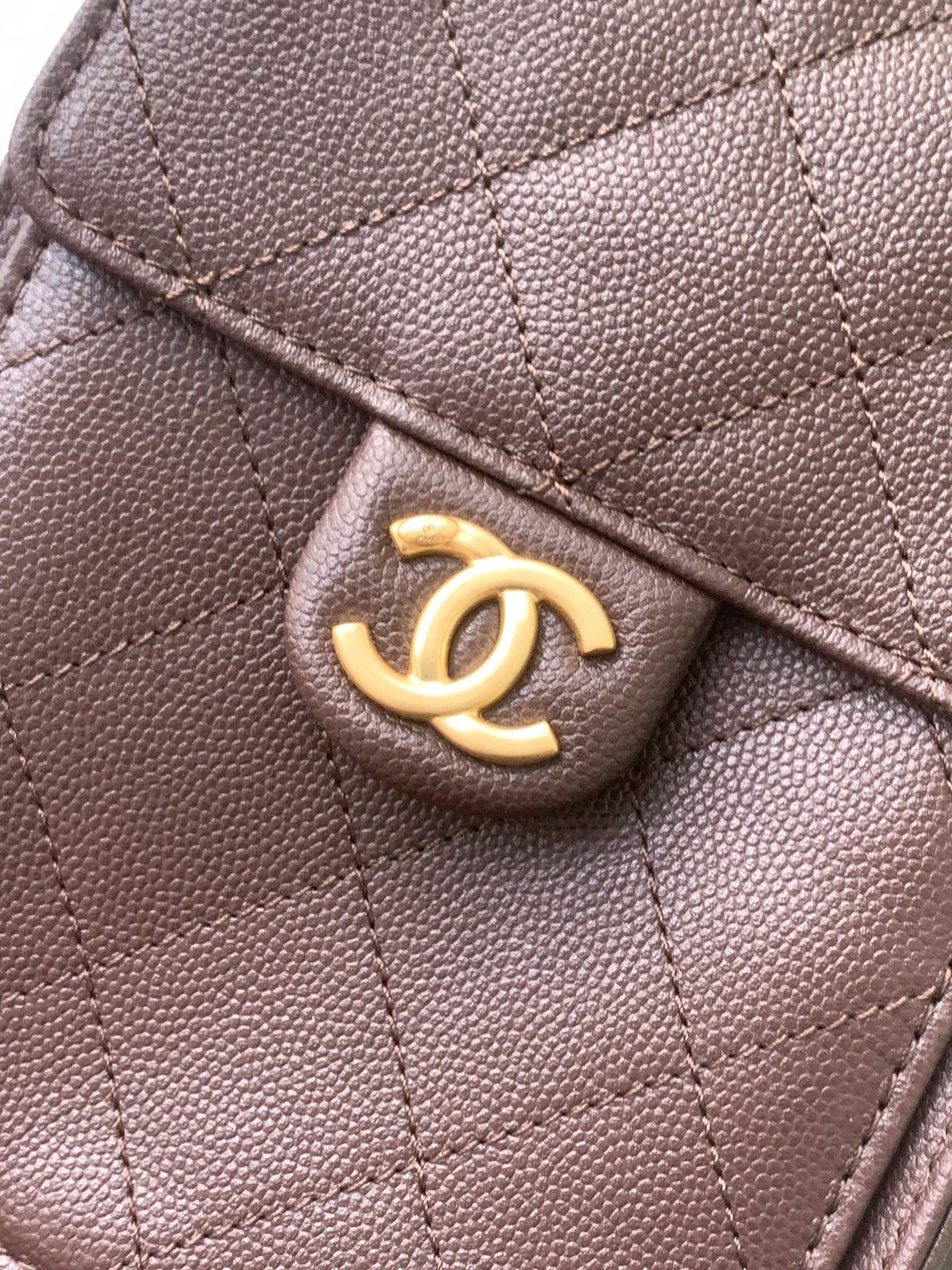 26SS NEW Gum-Patterned Leather Hip Hop Bag