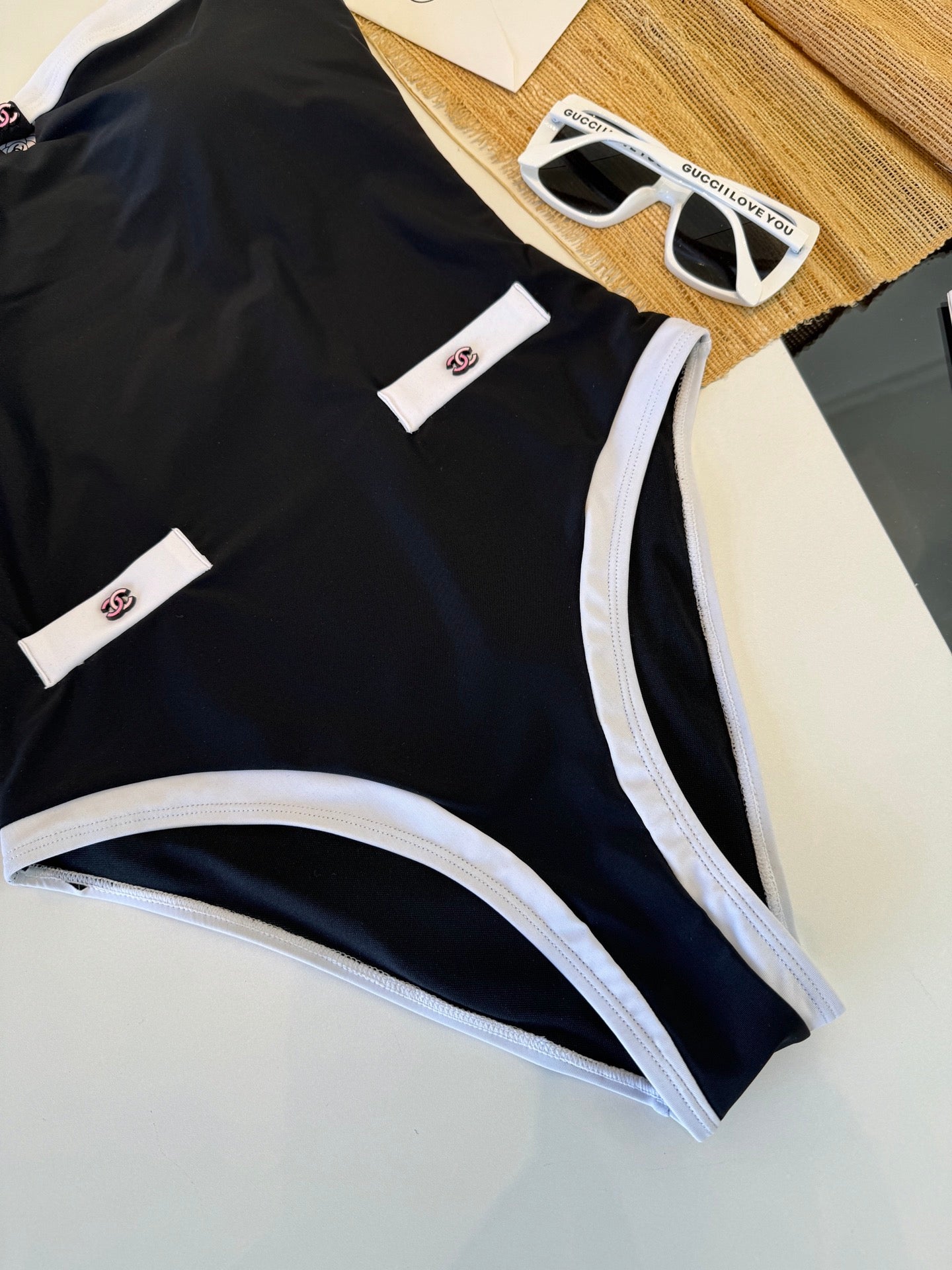 26SS NEW One-Piece Bikini Swimsuit 👙