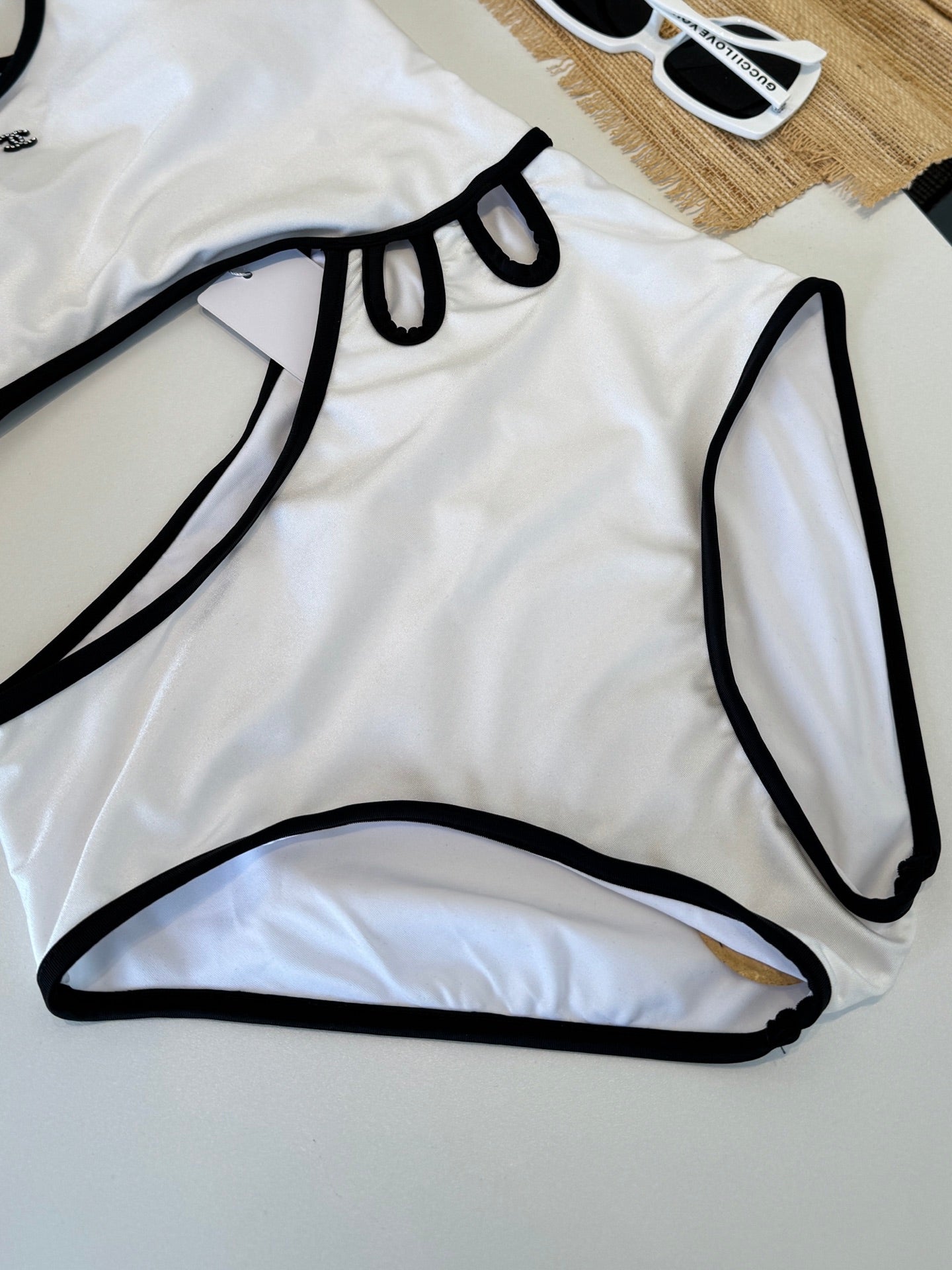 26SS NEW One-Piece Bikini Swimsuit 👙