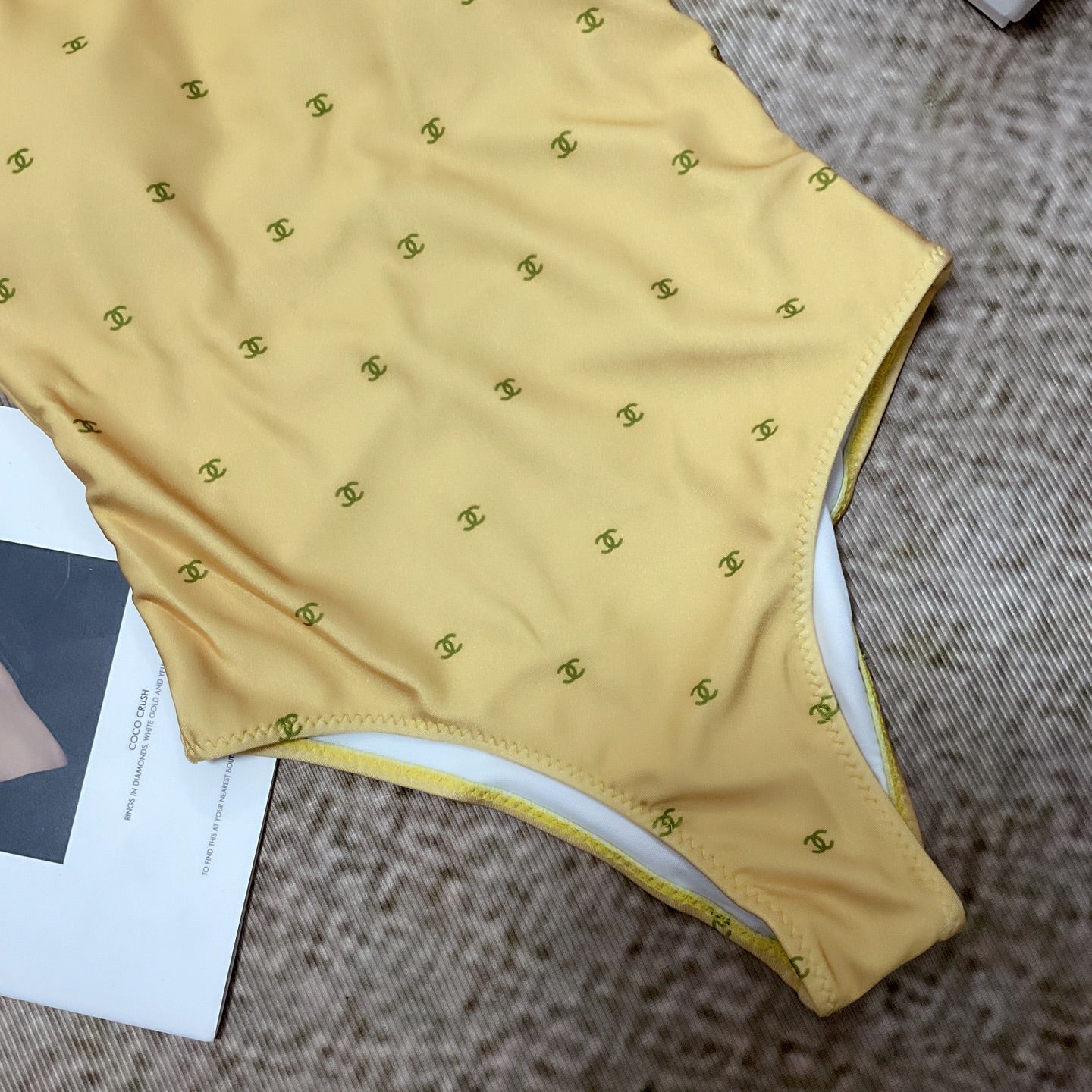 26SS NEW Yellow One-Shoulder One-Piece Swimsuit 👙