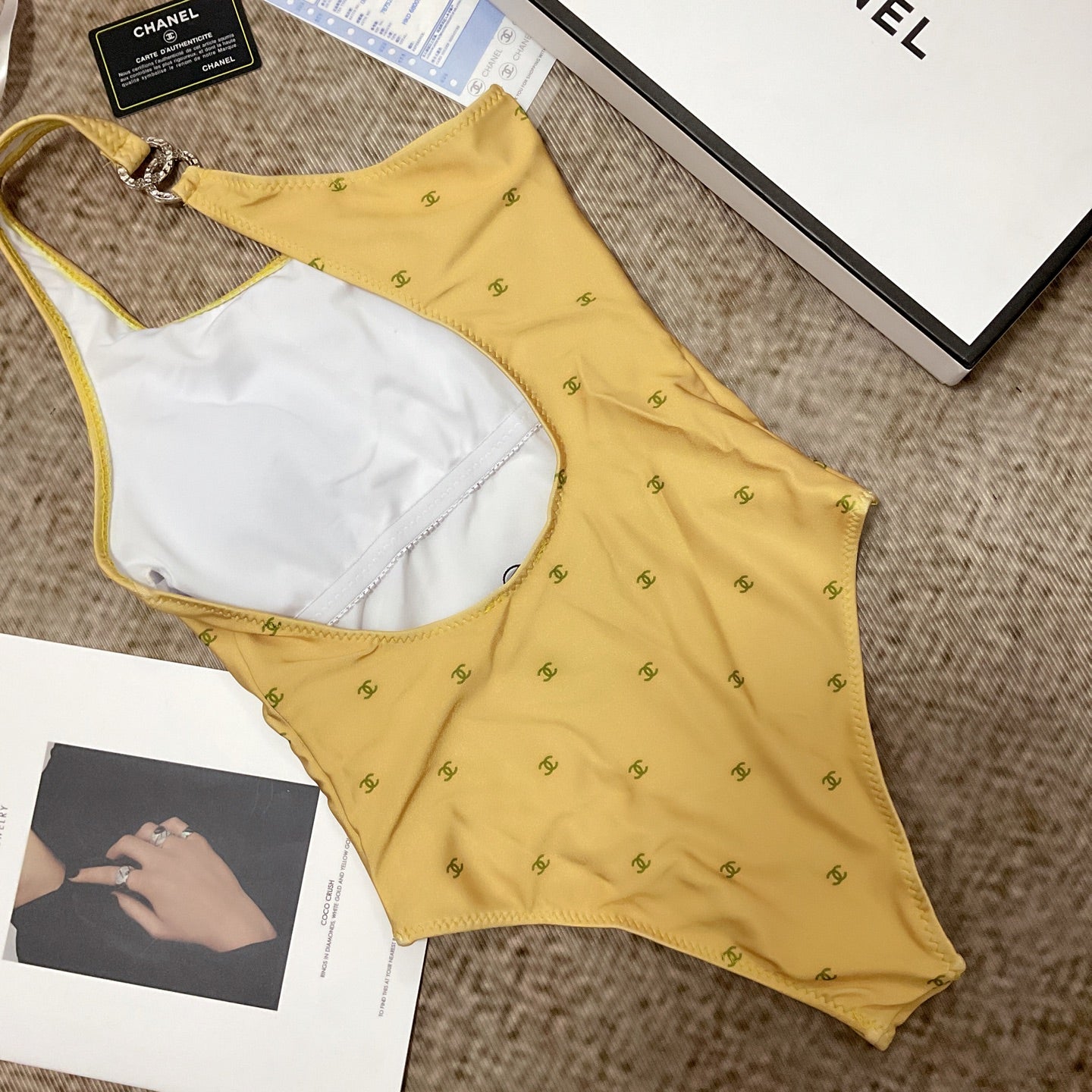 26SS NEW Yellow One-Shoulder One-Piece Swimsuit 👙