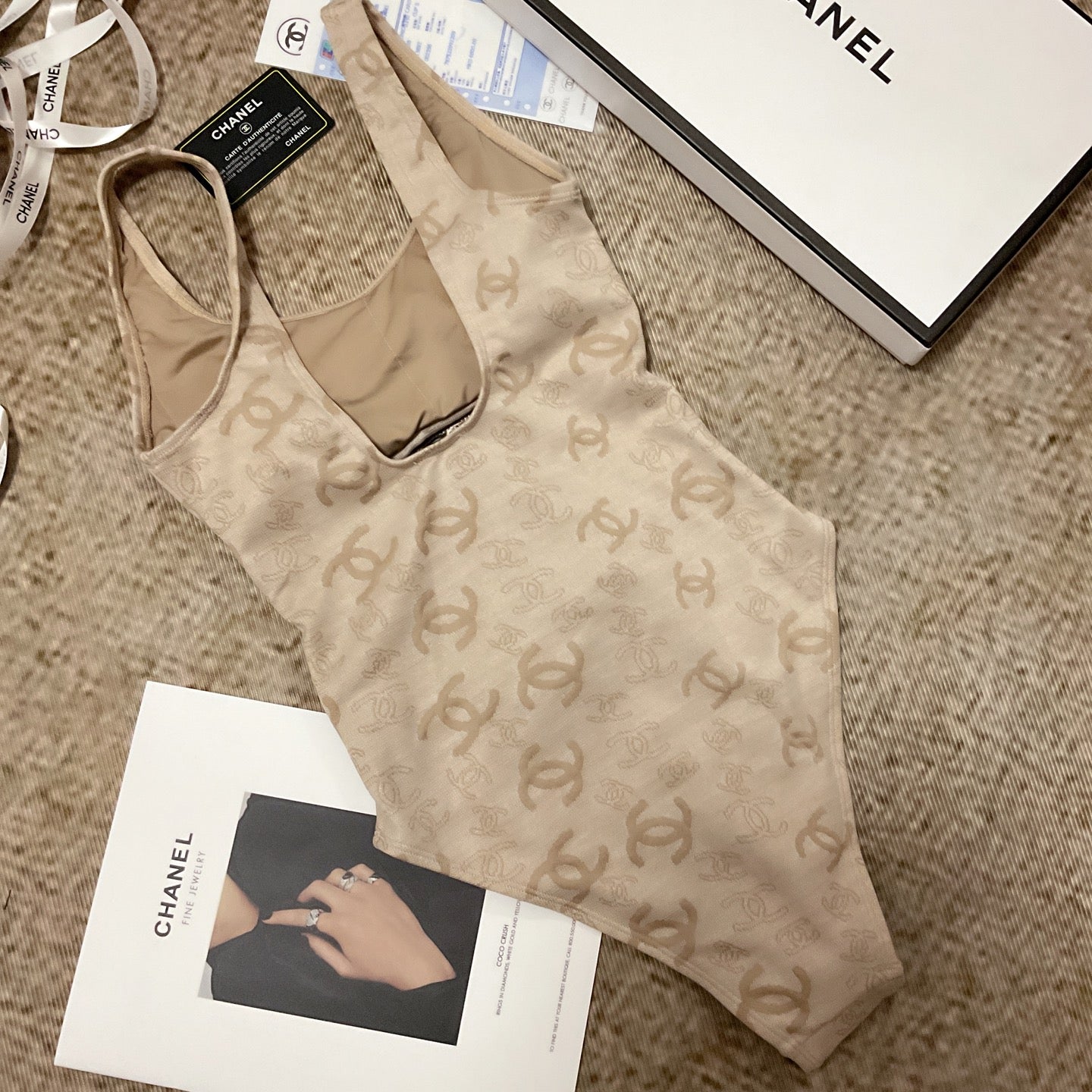 26SS NEW Khaki One-Piece Swimsuit 👙