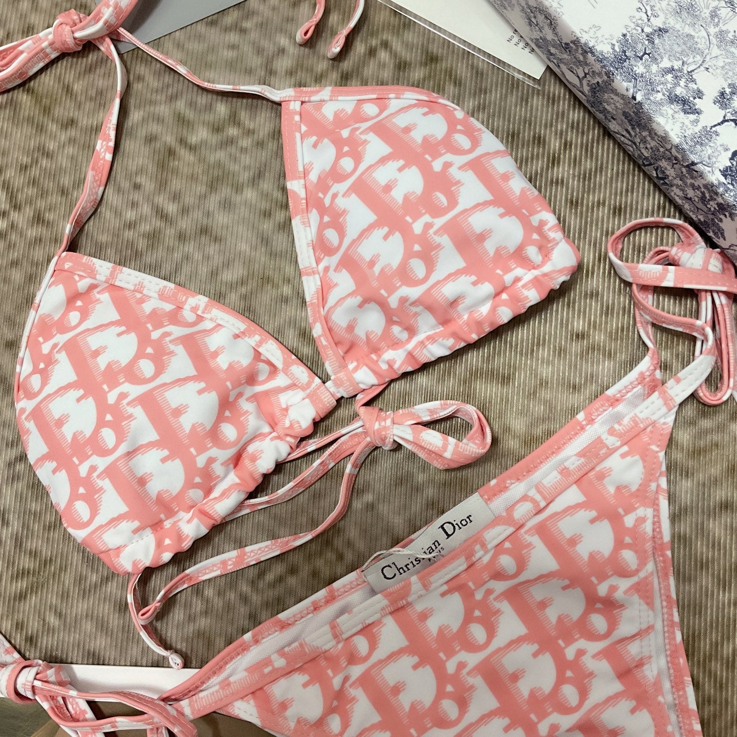 26SS NEW Two-Piece Swimsuit 👙