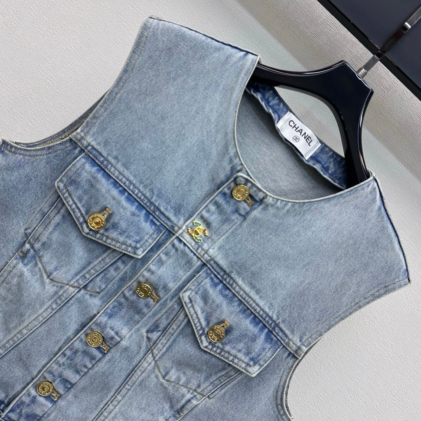 26SS NEW Gold-Button Denim Vest