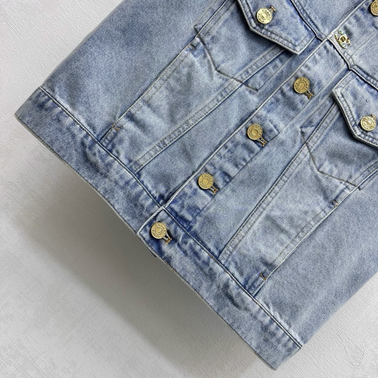 26SS NEW Gold-Button Denim Vest