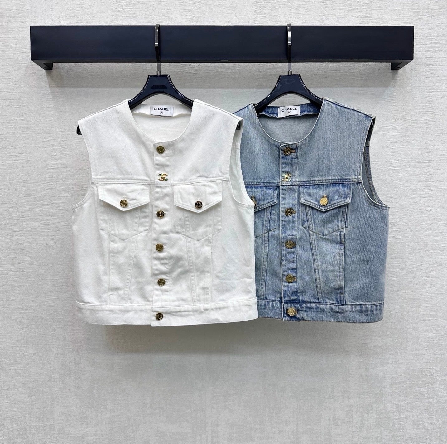26SS NEW Gold-Button Denim Vest