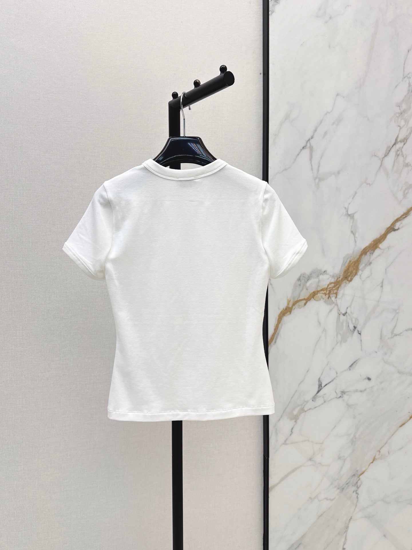 26SS NEW Versatile Small Logo Embroidered T-Shirt 🩶