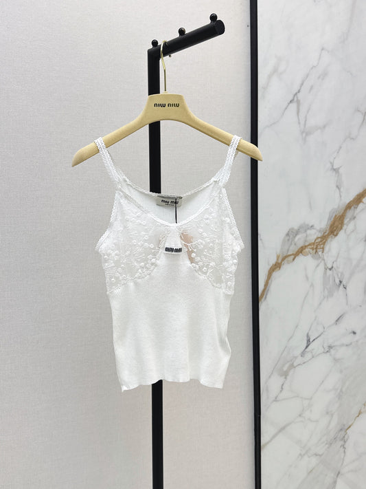 26SS NEW Lace-trimmed camisole knit top 🤍