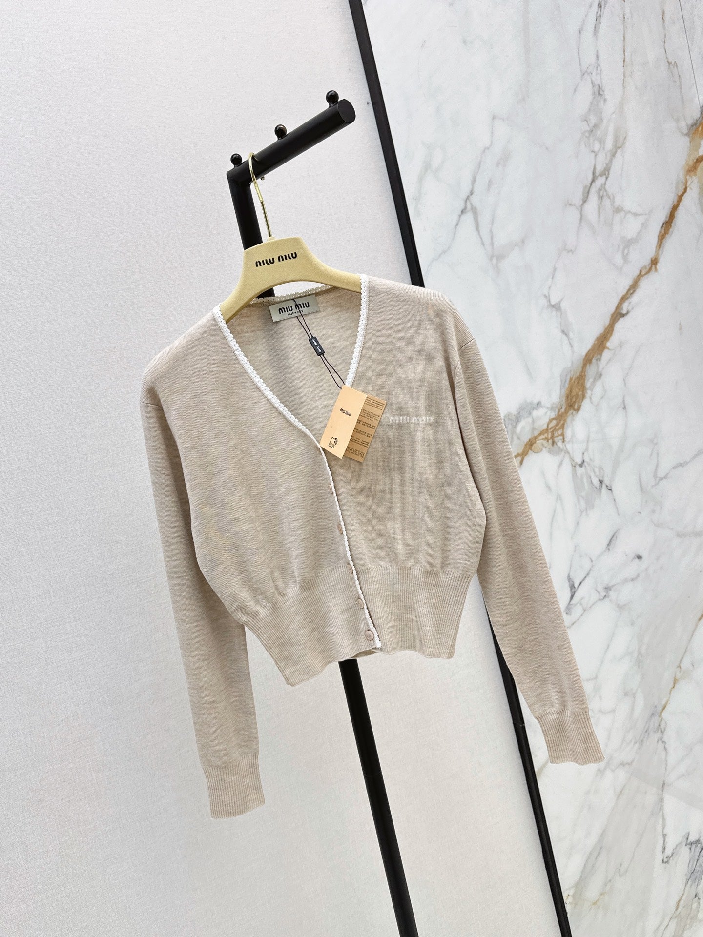 26SS NEW Lace-trimmed V-neck cashmere cardigan 🤍