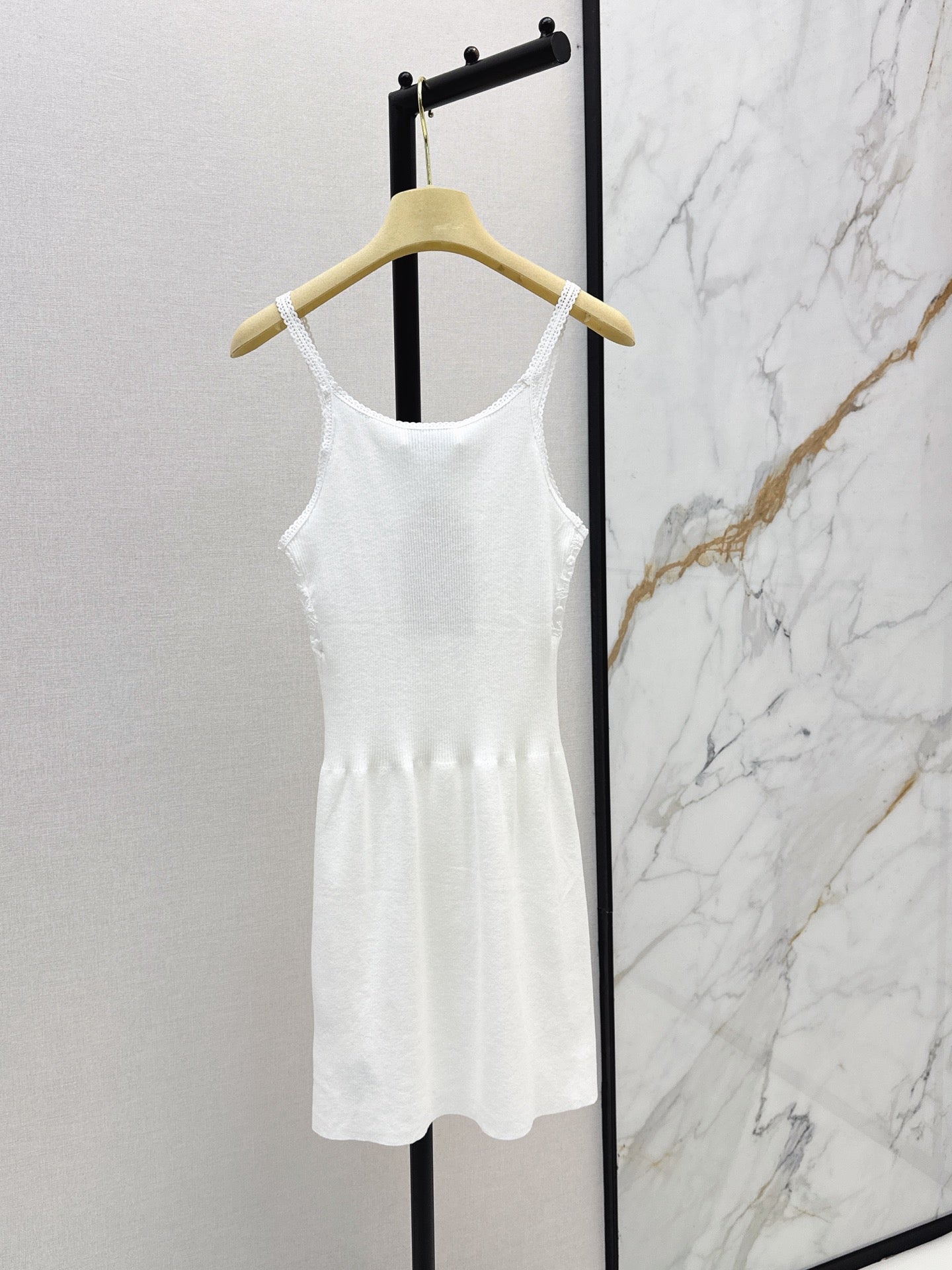 26SS NEW Girly Lace-trimmed Floral-Panel Knit Dress 🤍