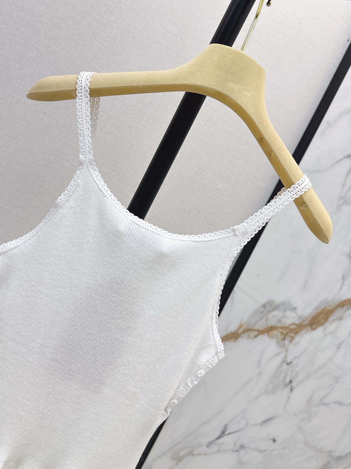26SS NEW Girly Lace-trimmed Floral-Panel Knit Dress 🤍